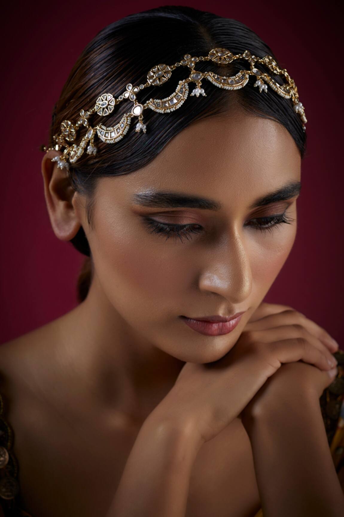 Prihan Luxury Jewelry Crescent & Floral Embellished Mathapatti