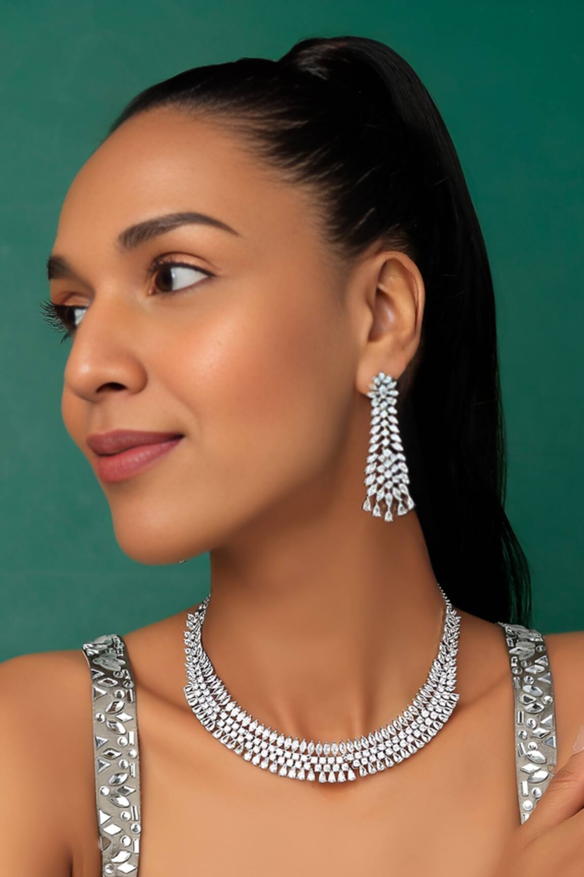 Prihan Luxury Jewelry Cubic Zircon Diamond Embellished Necklace Set 