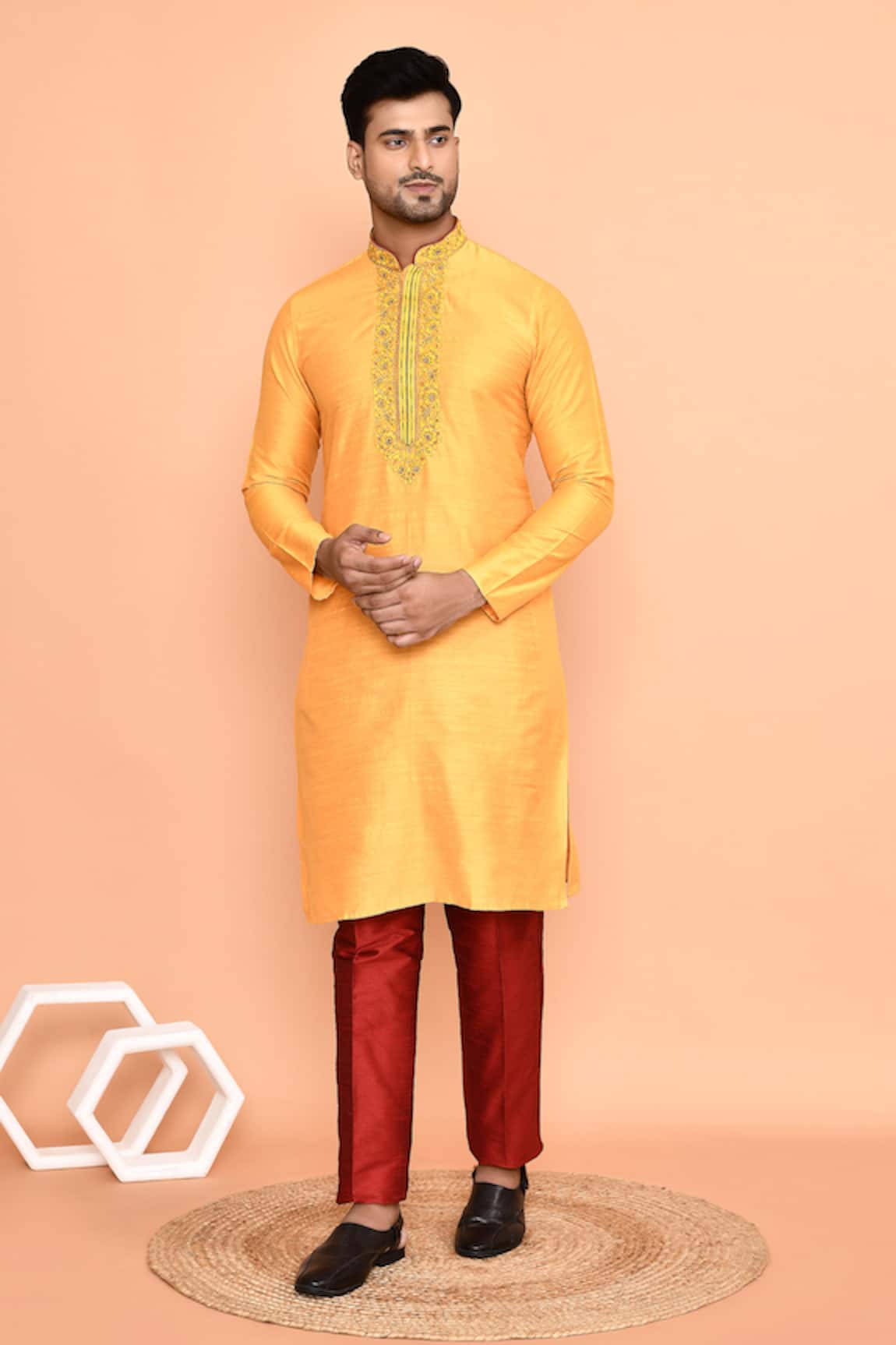 Arihant Rai Sinha Embroidered Cotton Kurta With Pant 