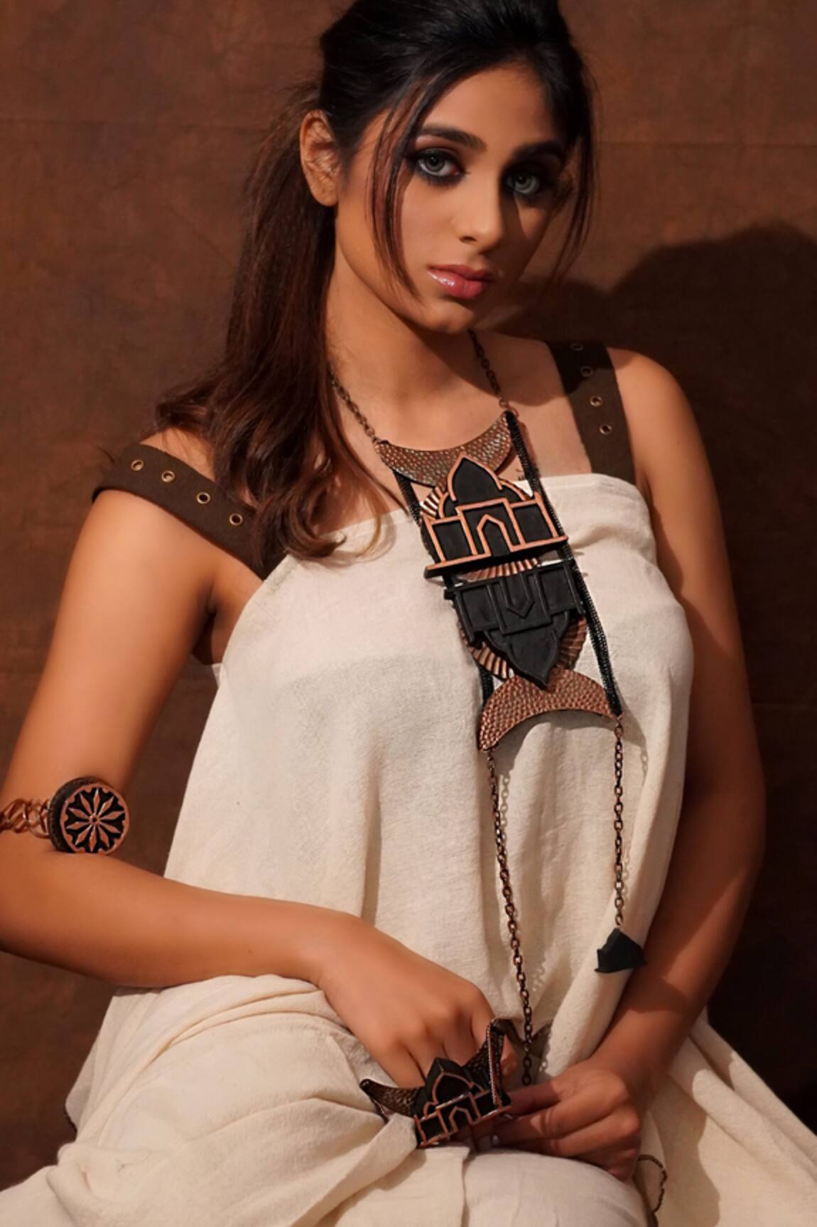 Rejuvenate Jewels Mumtaz Mahal Carved Necklace