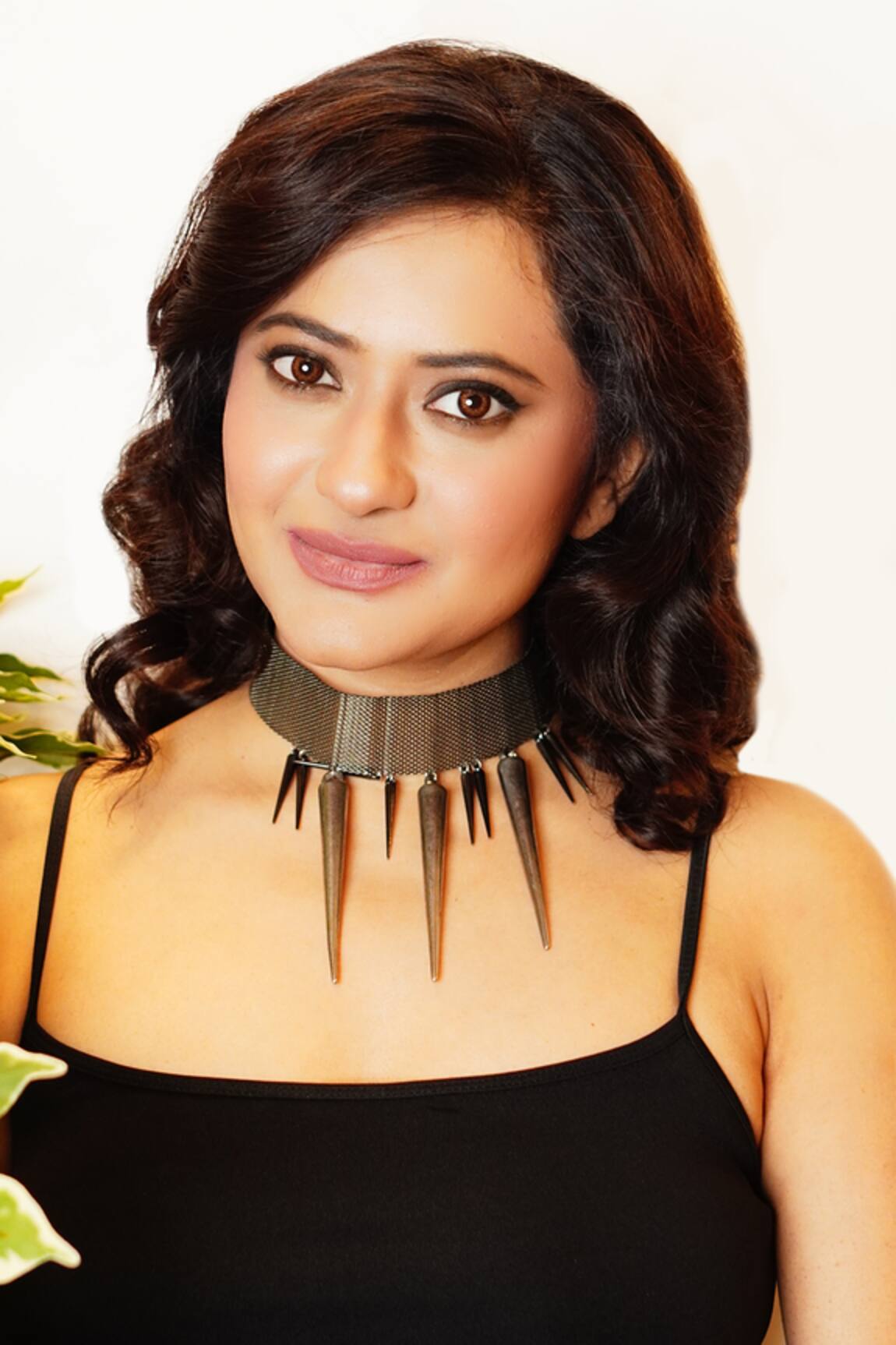 Rejuvenate Jewels Spiked Mesh Necklace 