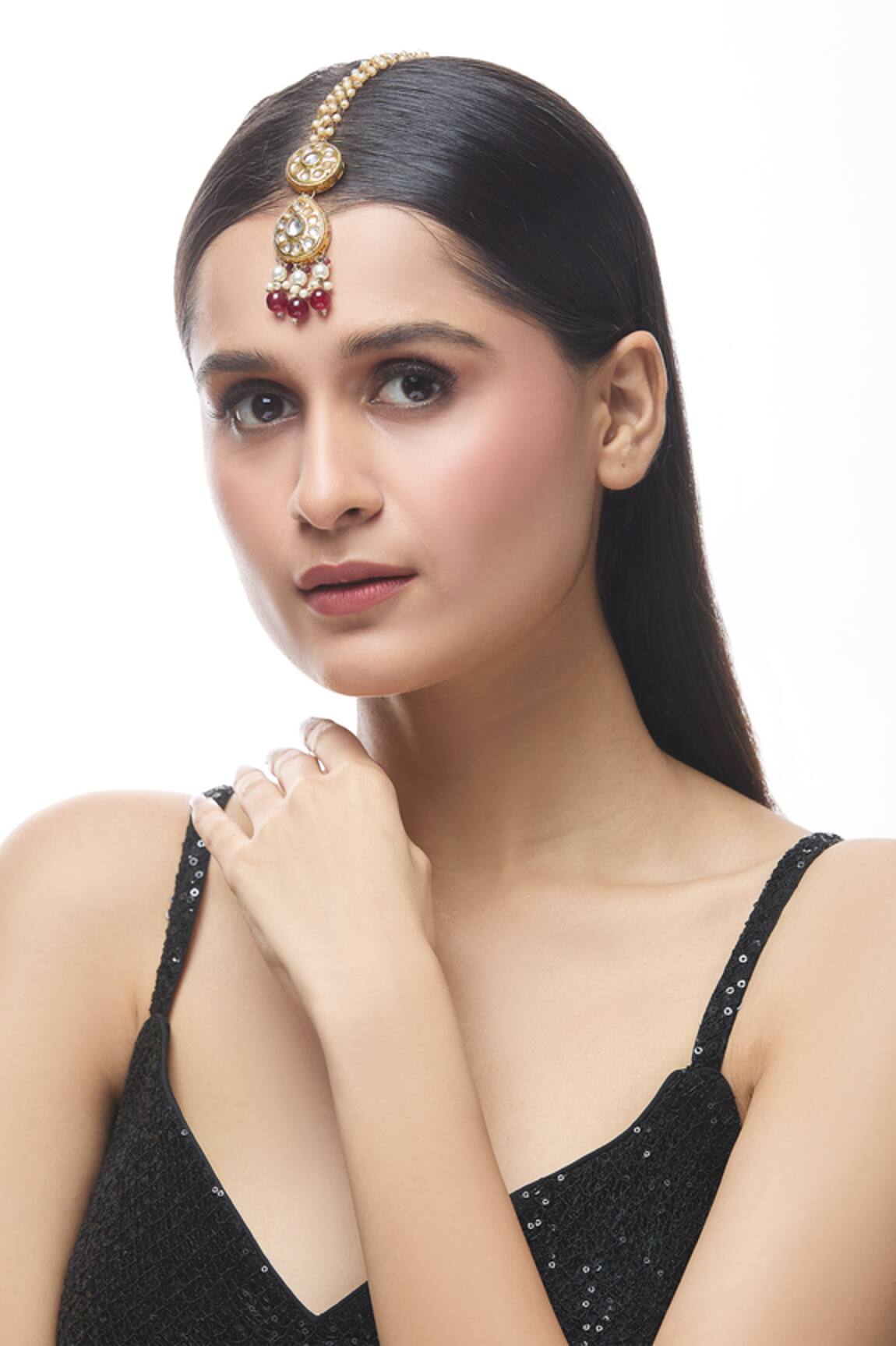 Just Shradhas Natural Stones Embellished Maangtikka 