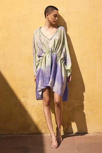 Basanti Kapde aur Koffee The Gradient Glow Resort Dress
