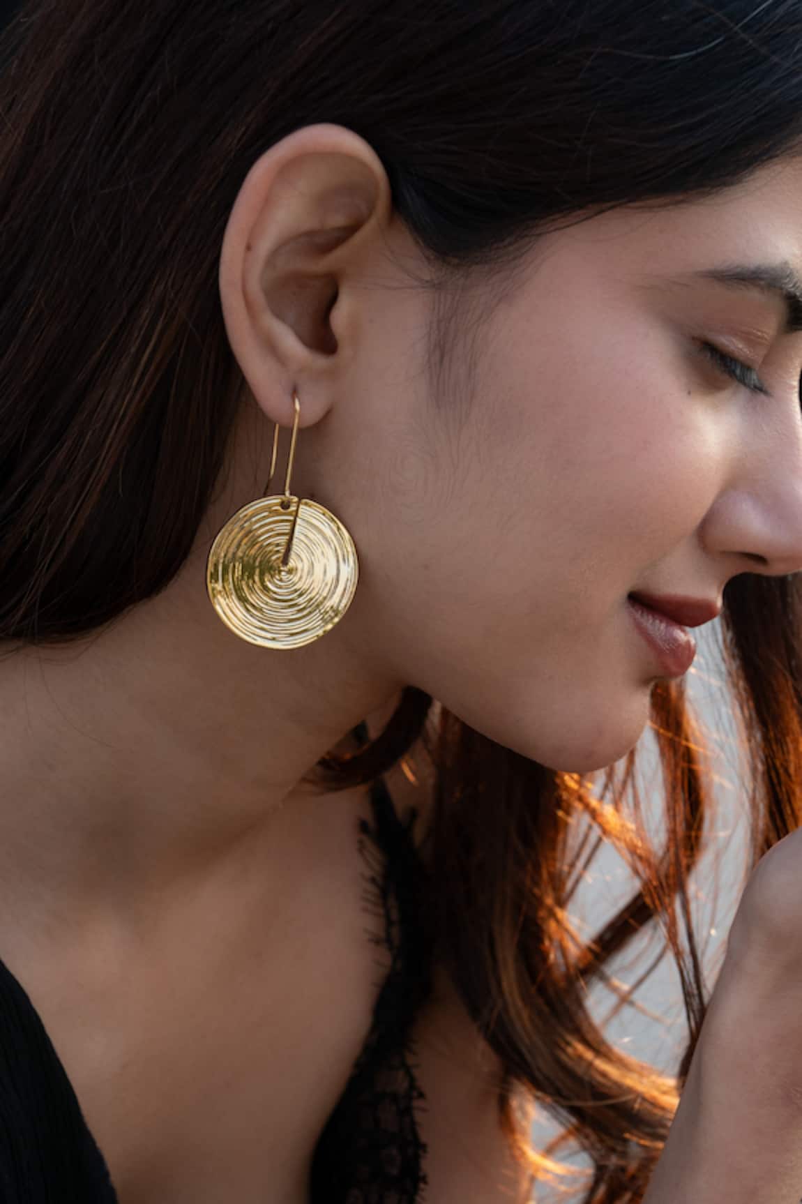 Do Taara Spiral Textured Hoops 