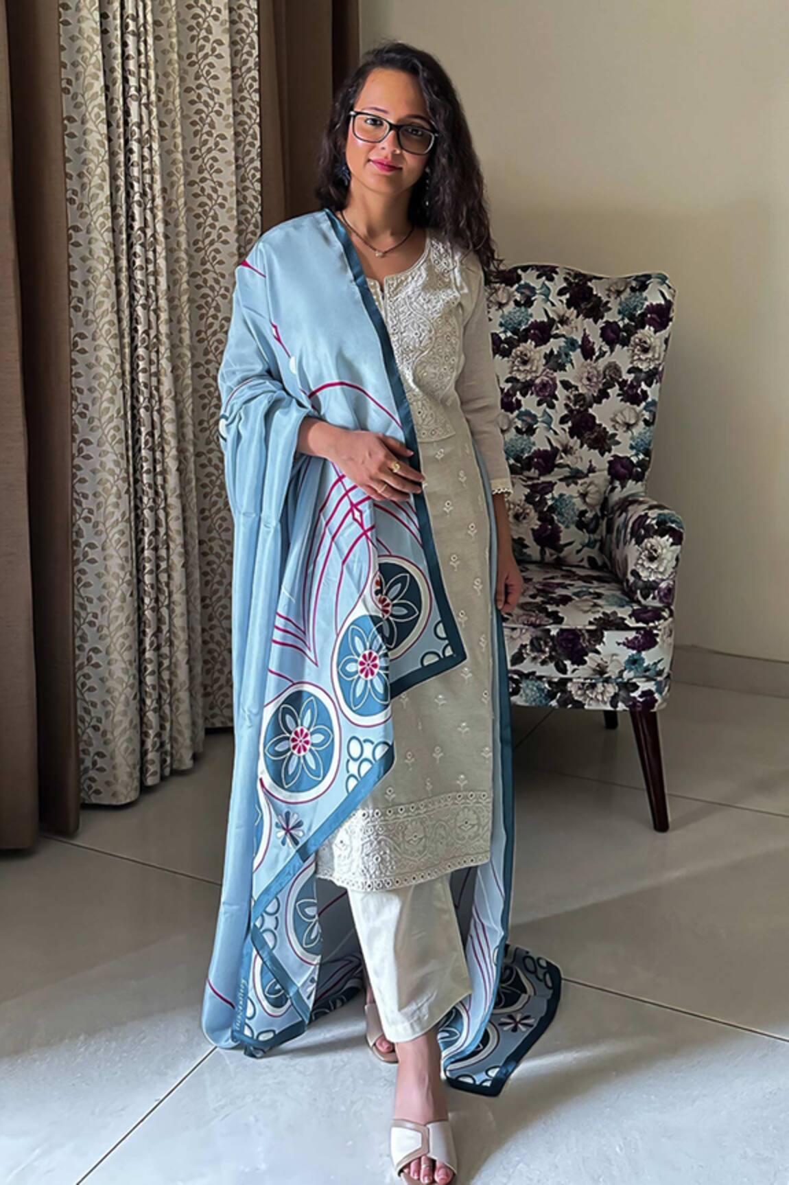Thee Modern Roots Whimsical Hearts Printed Dupatta
