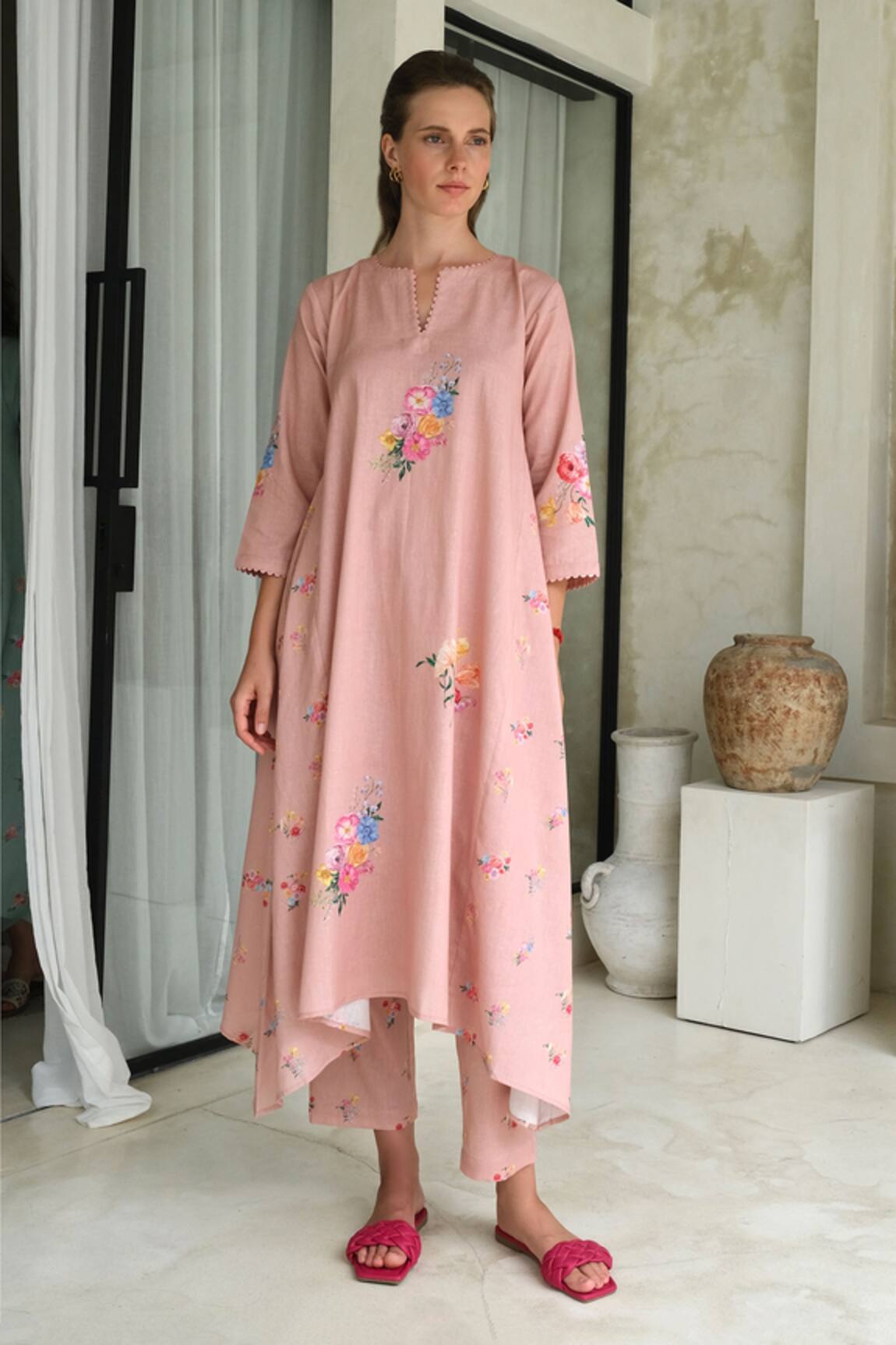 Roza Rosita Floral Print Kurta With Pant