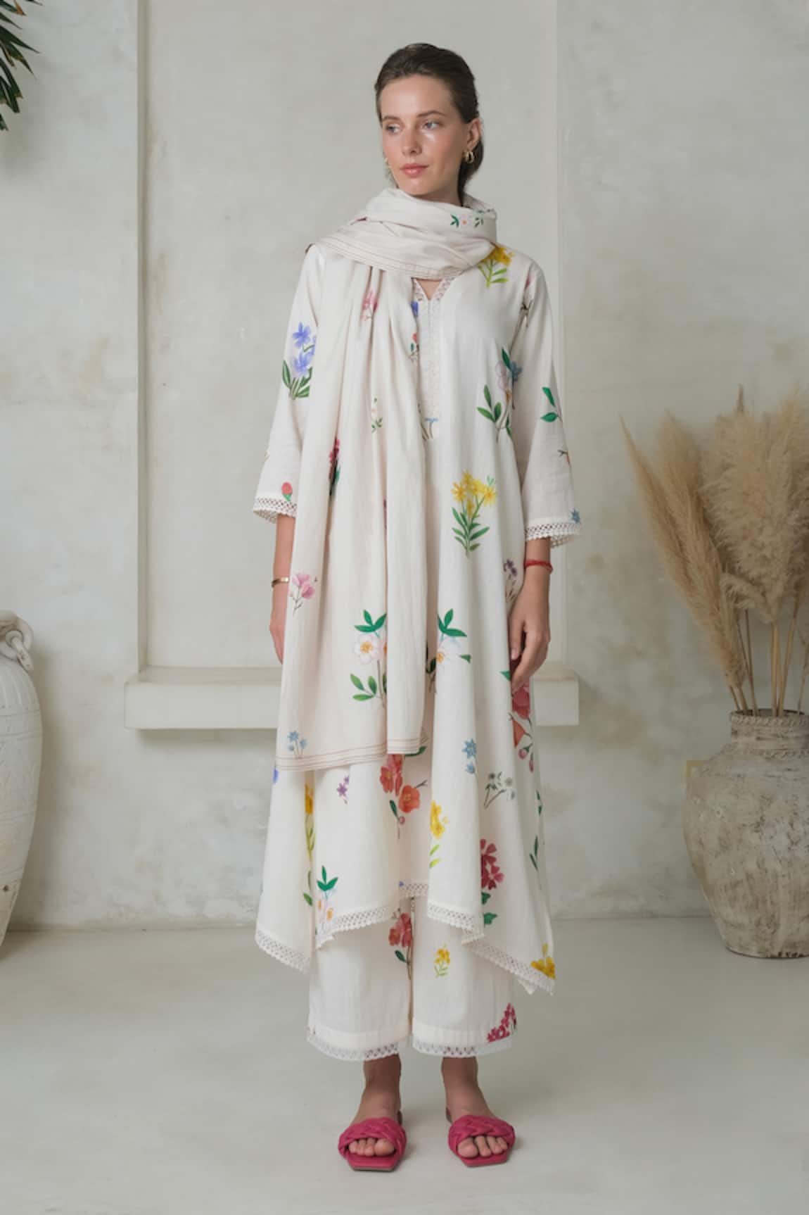 Roza Amelia Floral Print Long Kurta With Pant