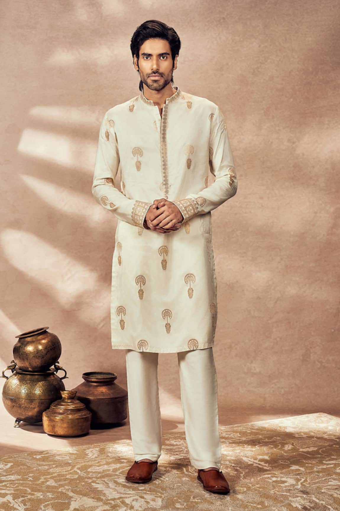 Masaba Travellers Thread Embroidered Kurta 
