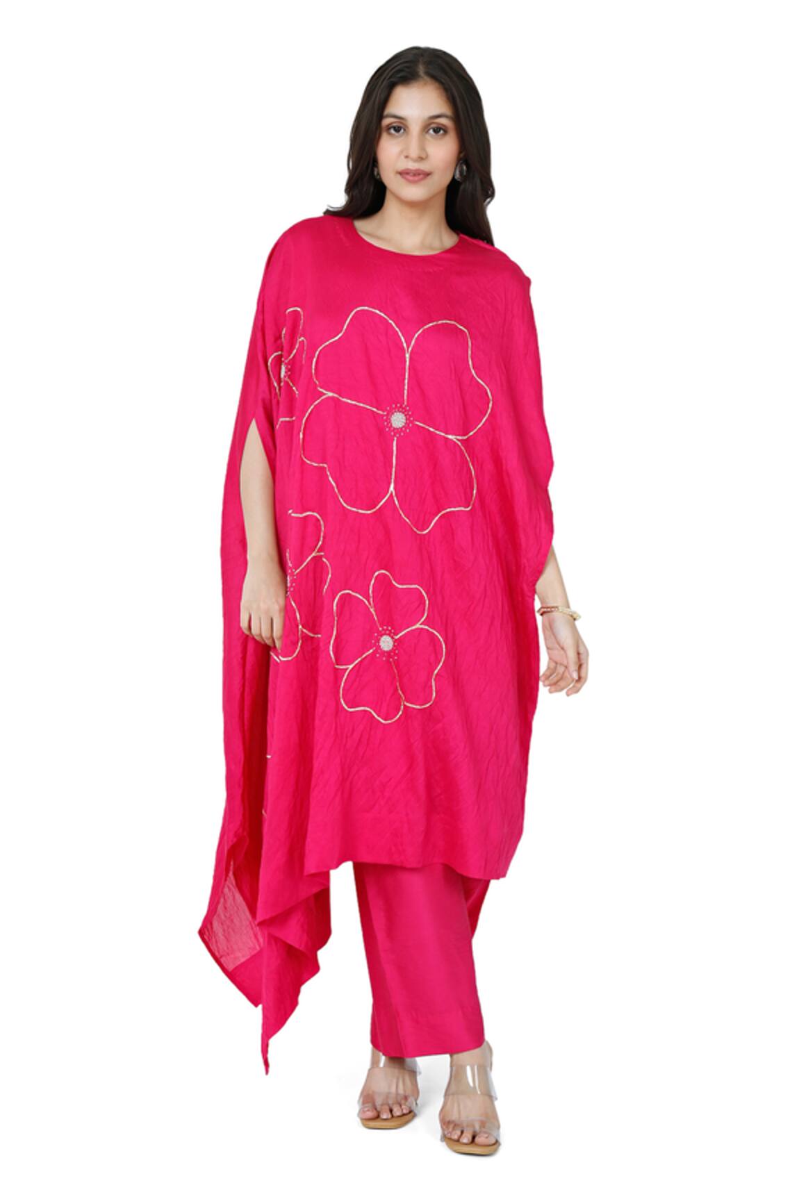 Komal Shah Pita Embroidered Cape & Pant Set 