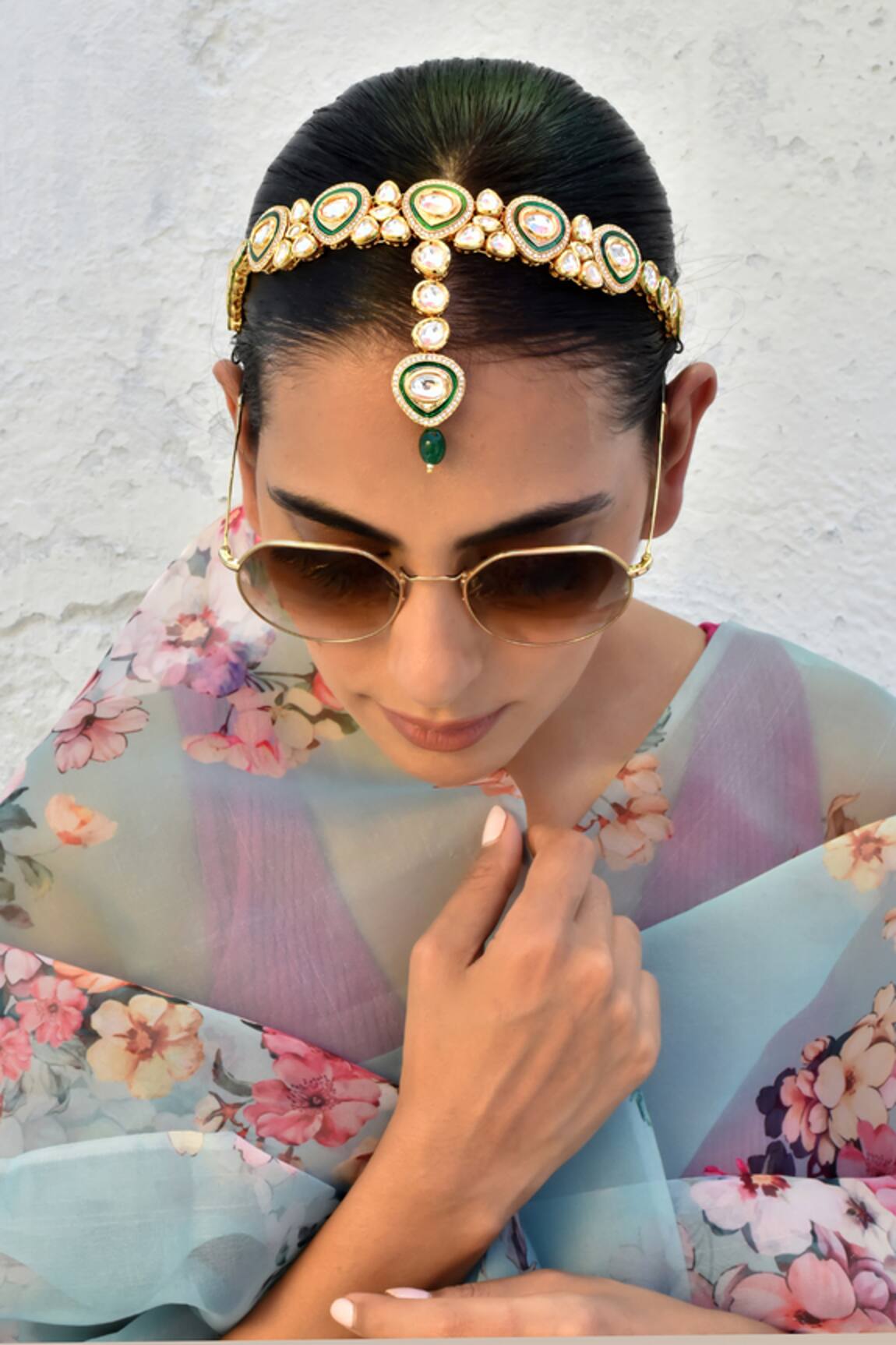 Swabhimann Polki Embellished Enamelled Mathapatti 