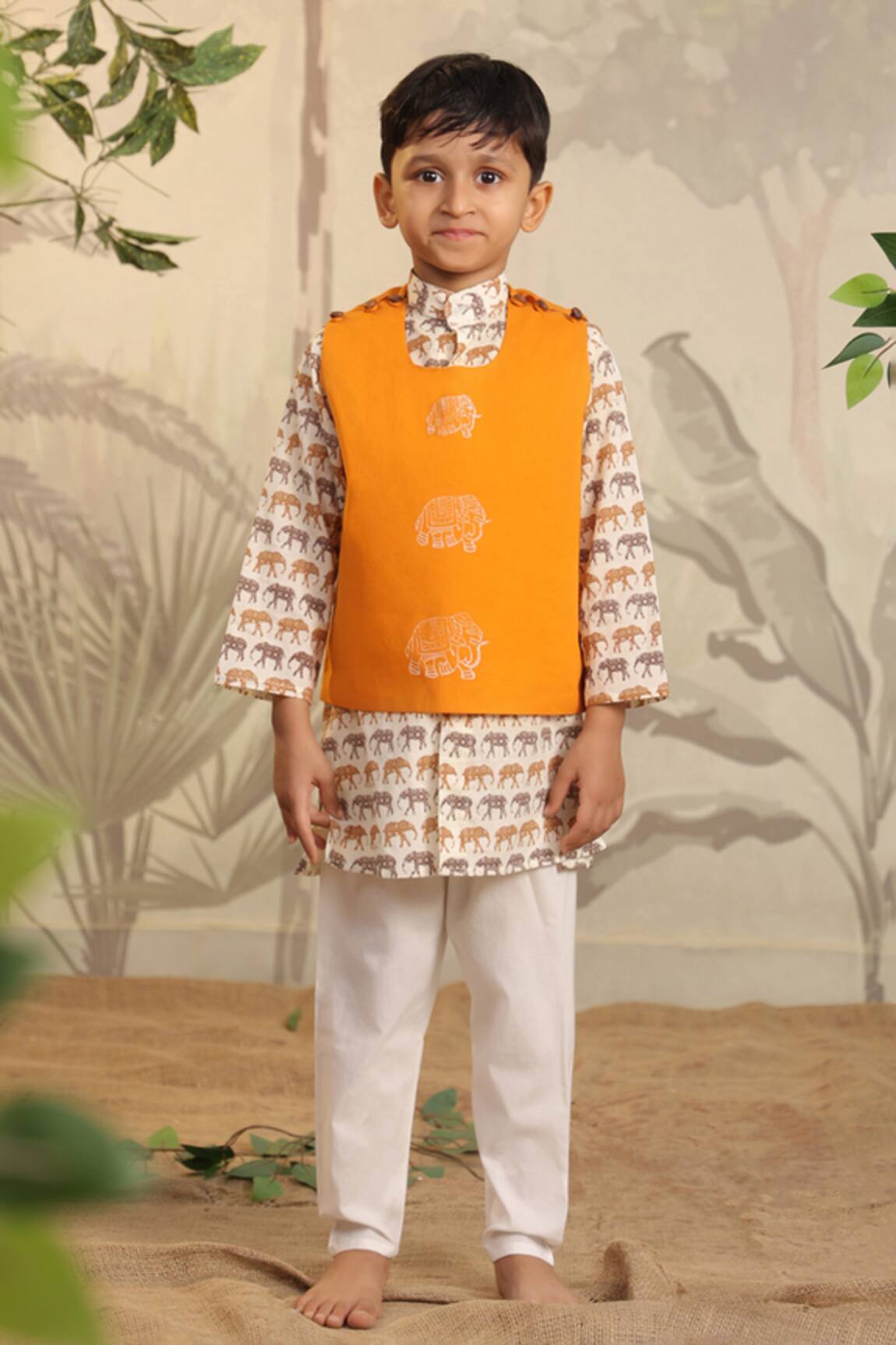 CUTE COUTURE Elephant Print Jacket With Kurta Set 