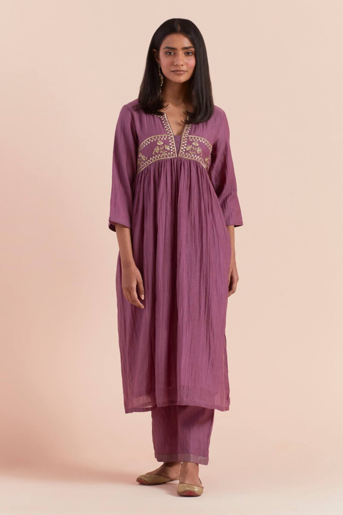 Priya Chaudhary Floral Embroidered Kurta Set