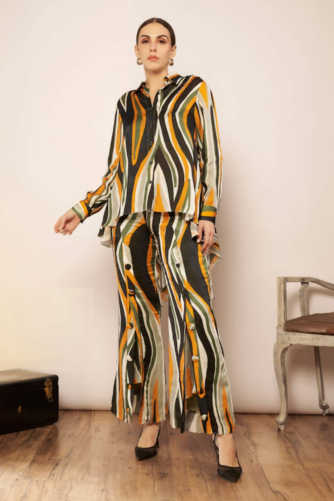 Babita Malkani Abstract Print Button Detail Pant 