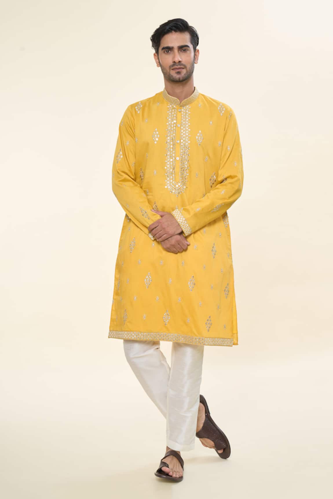 RNG Safawala Sequin Thread Embroidered Kurta With Pant 