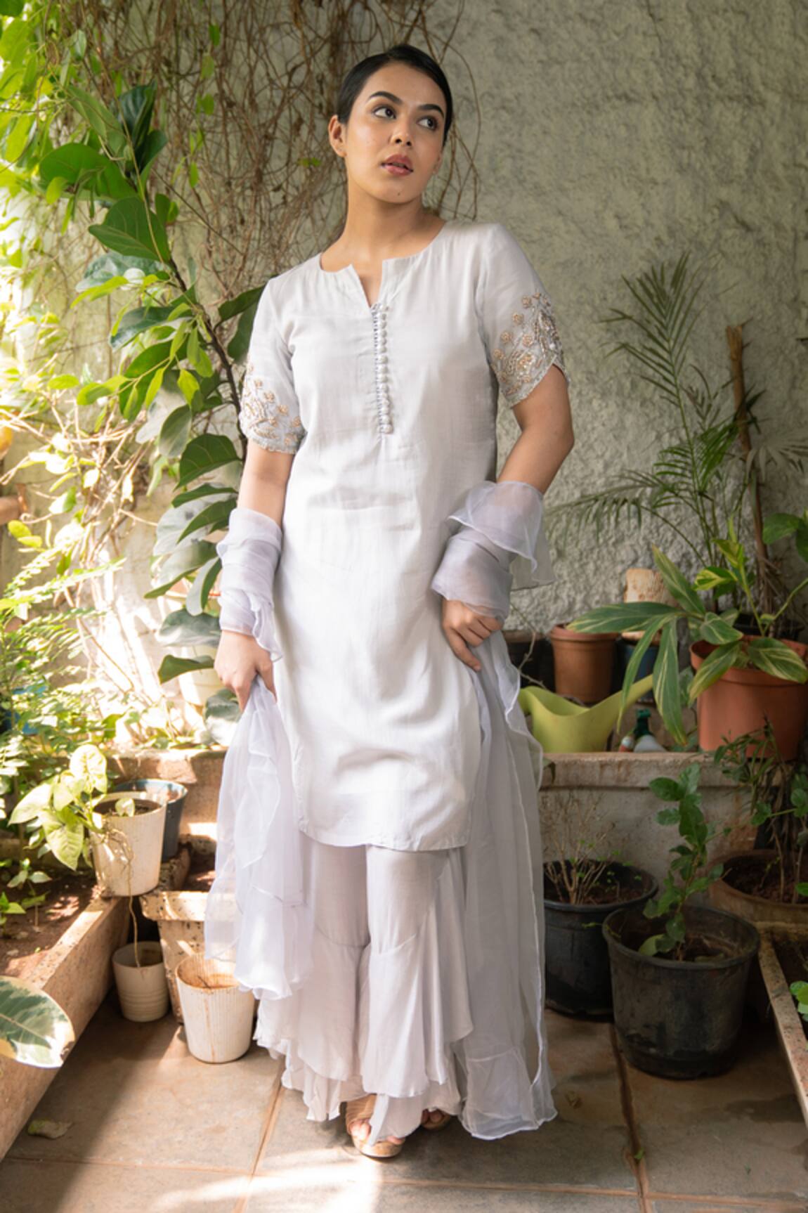 Pooja Kankariya Zari Fringed Garden Sleeves Embroidered Kurta Set