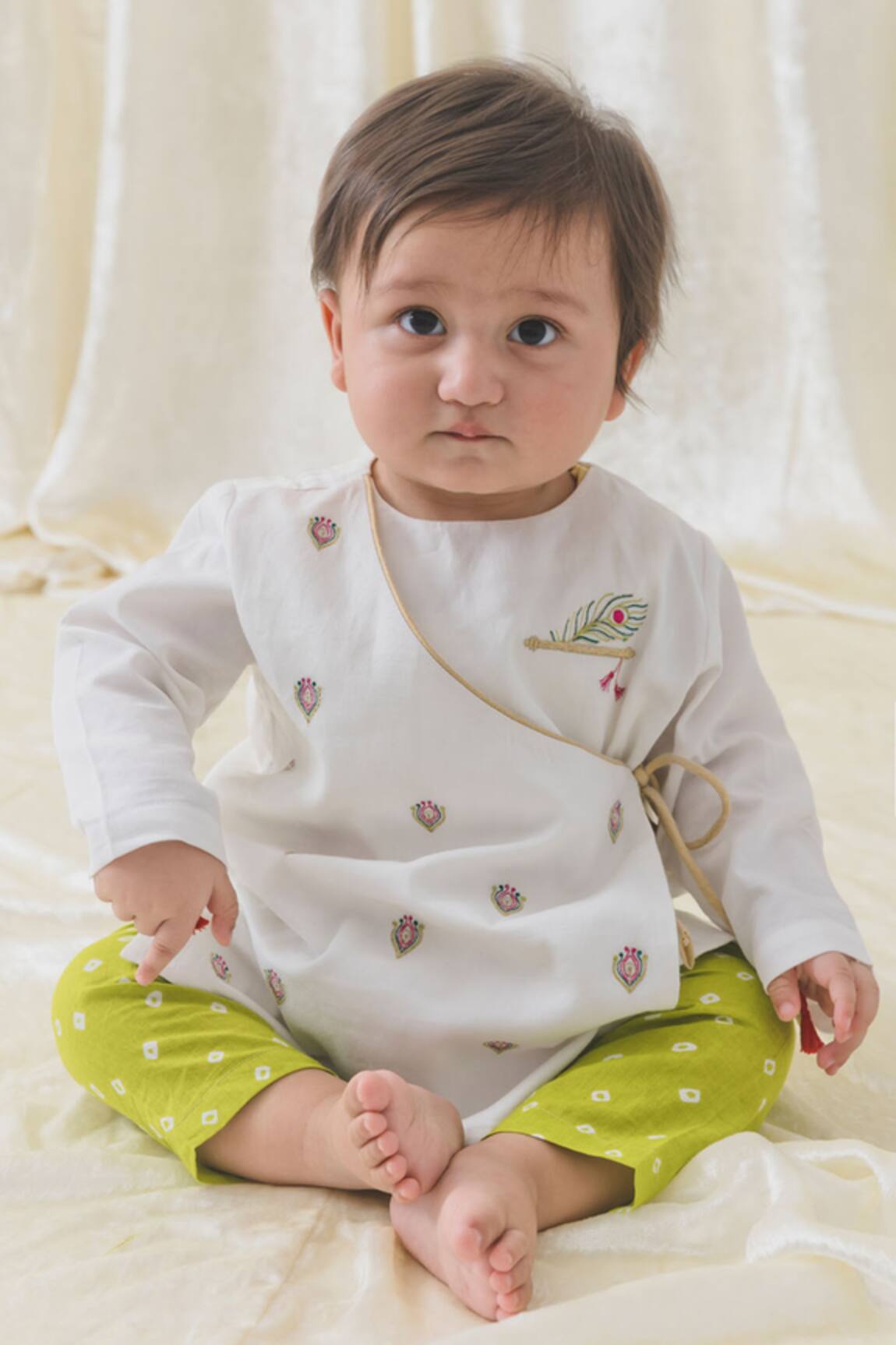 Tiber Taber Krishna Magic Kurta Pyjama Set