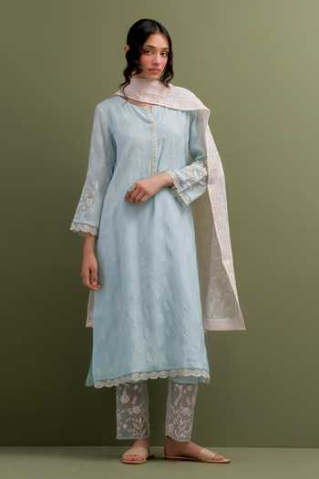 Anantaa By Roohi Floral Motif Embroidered Patchwork Kurta Pant Set