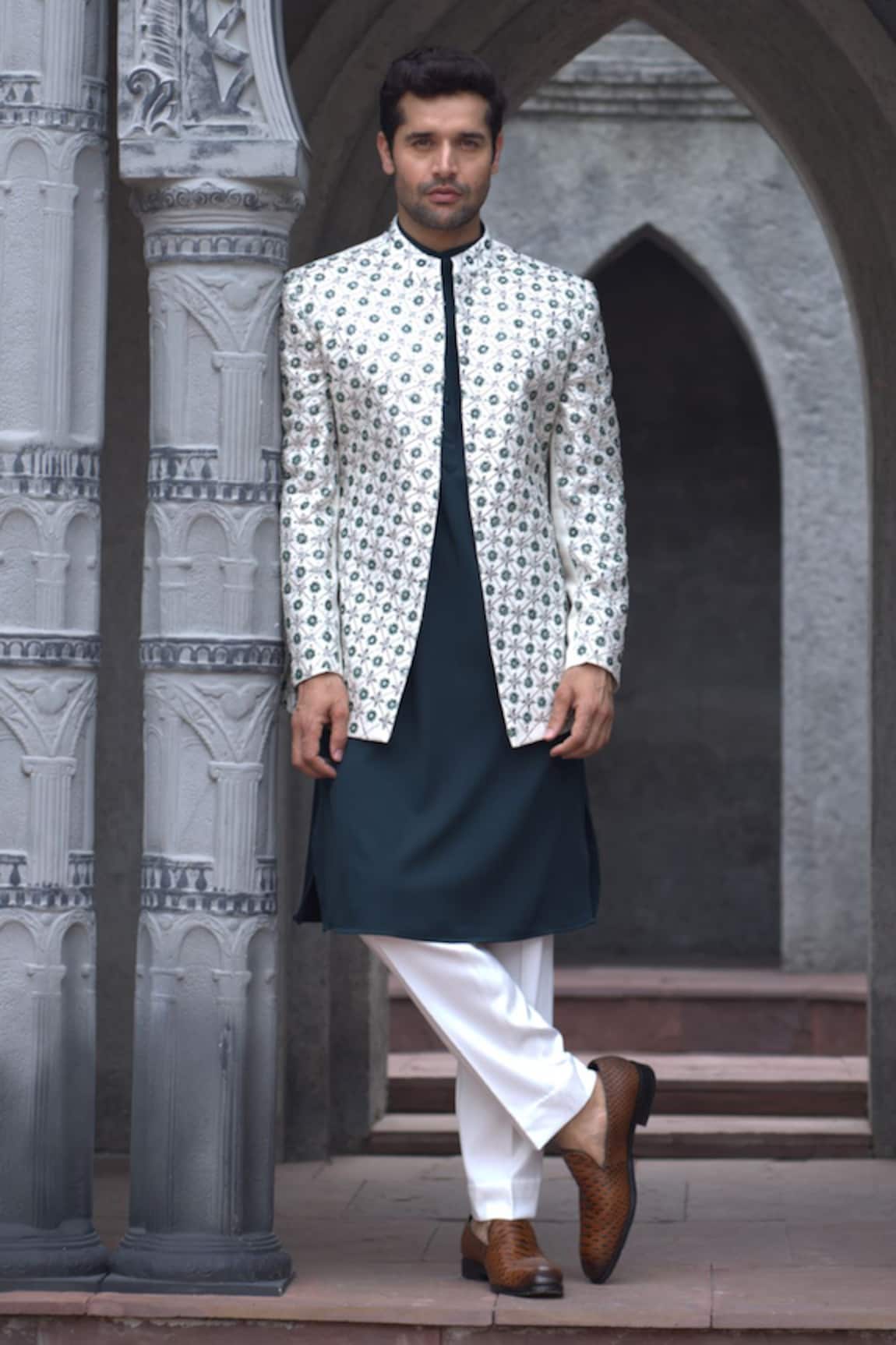 Courtyard By Abhi Bloom Jaal Embroidered Bundi Kurta Set 