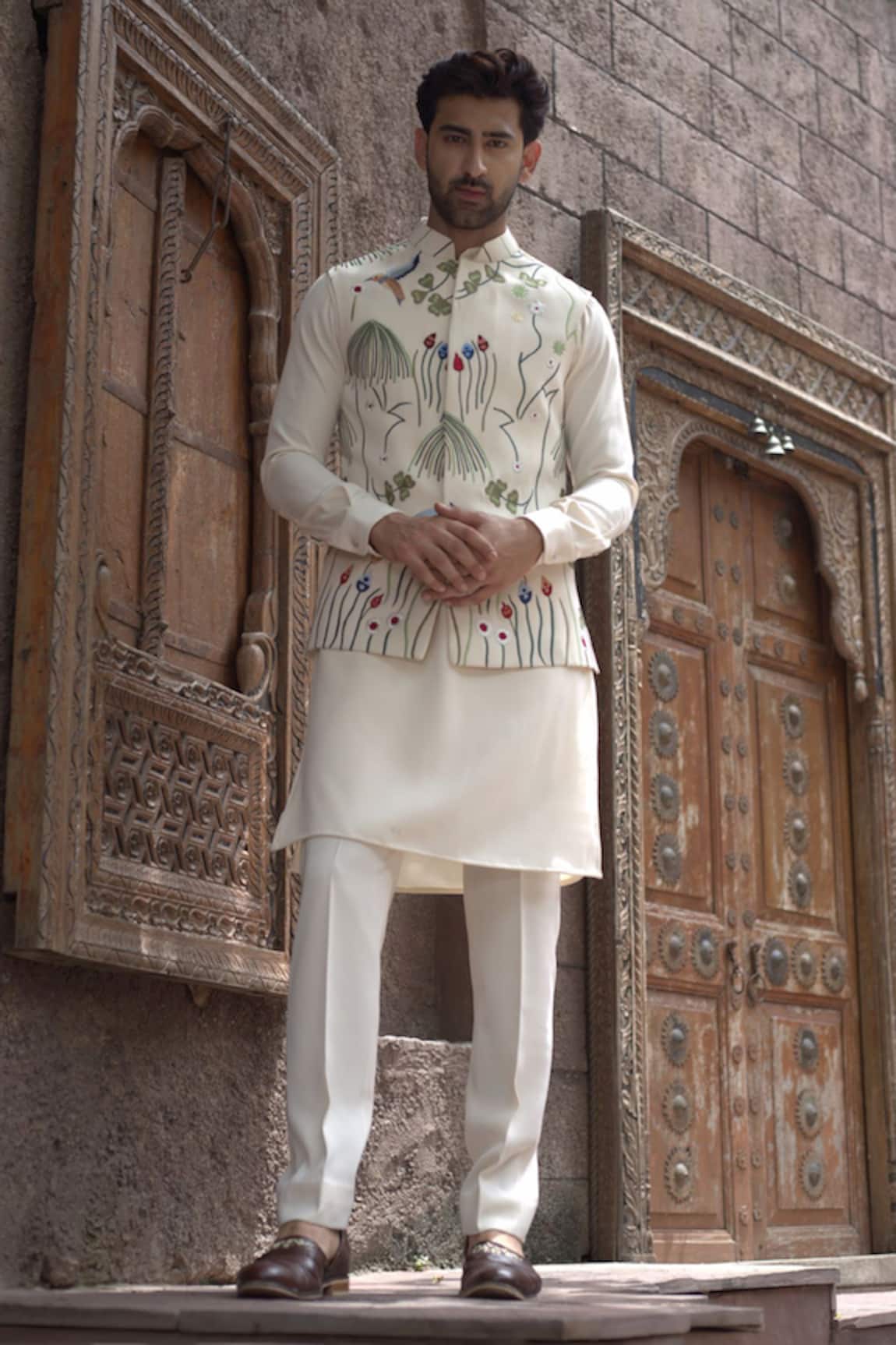 Courtyard By Abhi Gardenia Embroidered Bundi Kurta Set 