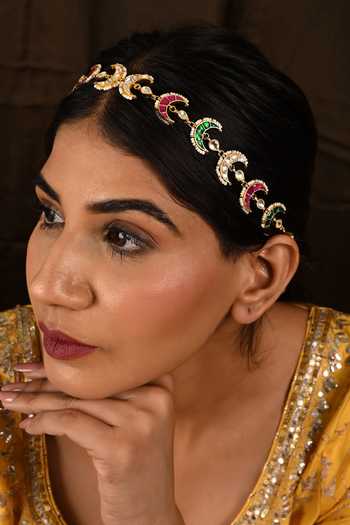 Namasya Chaand Embellished Sheeshphool 