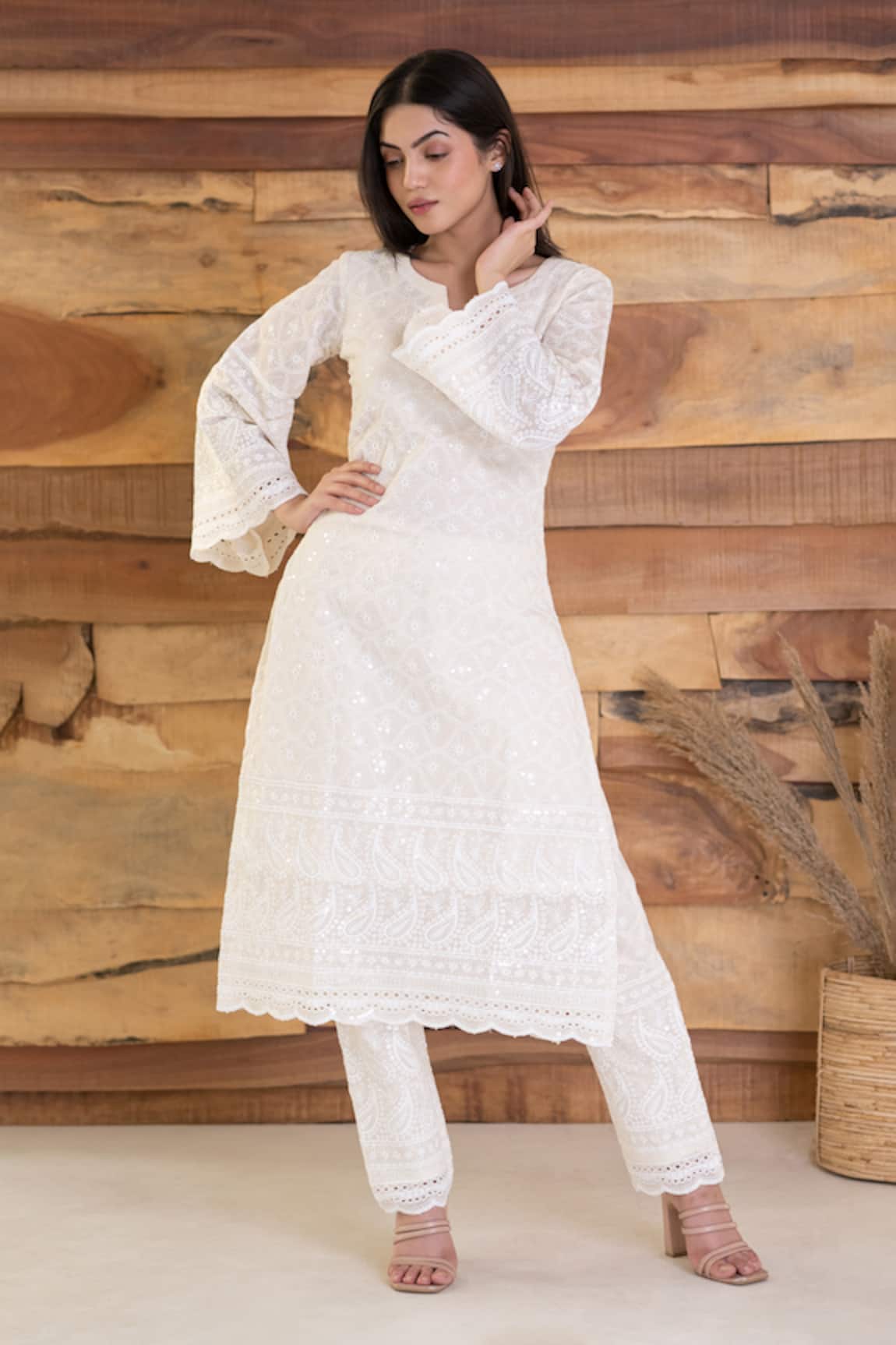 Suti Kapda Chikankari Embroidered Kurta With Pant