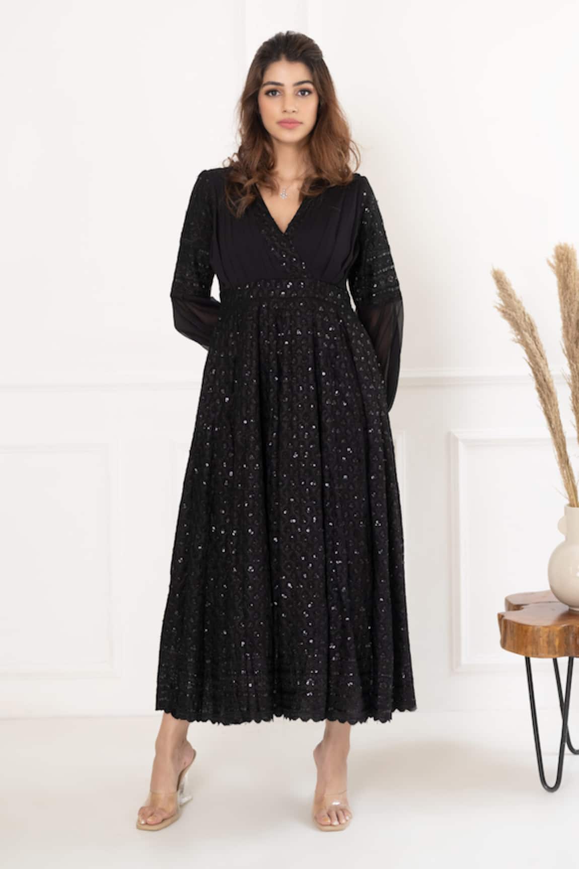 Suti Kapda Sequin Detailed Dress 