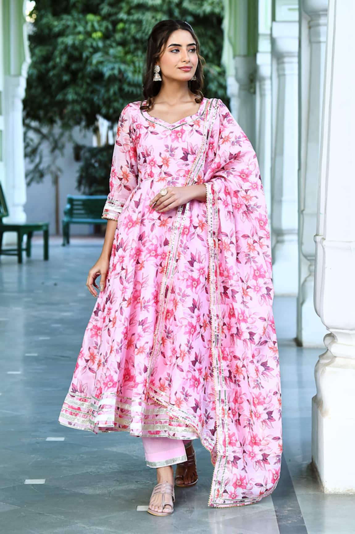 SUTI KAPDA Flower Pattern Anarkali Pant Set 