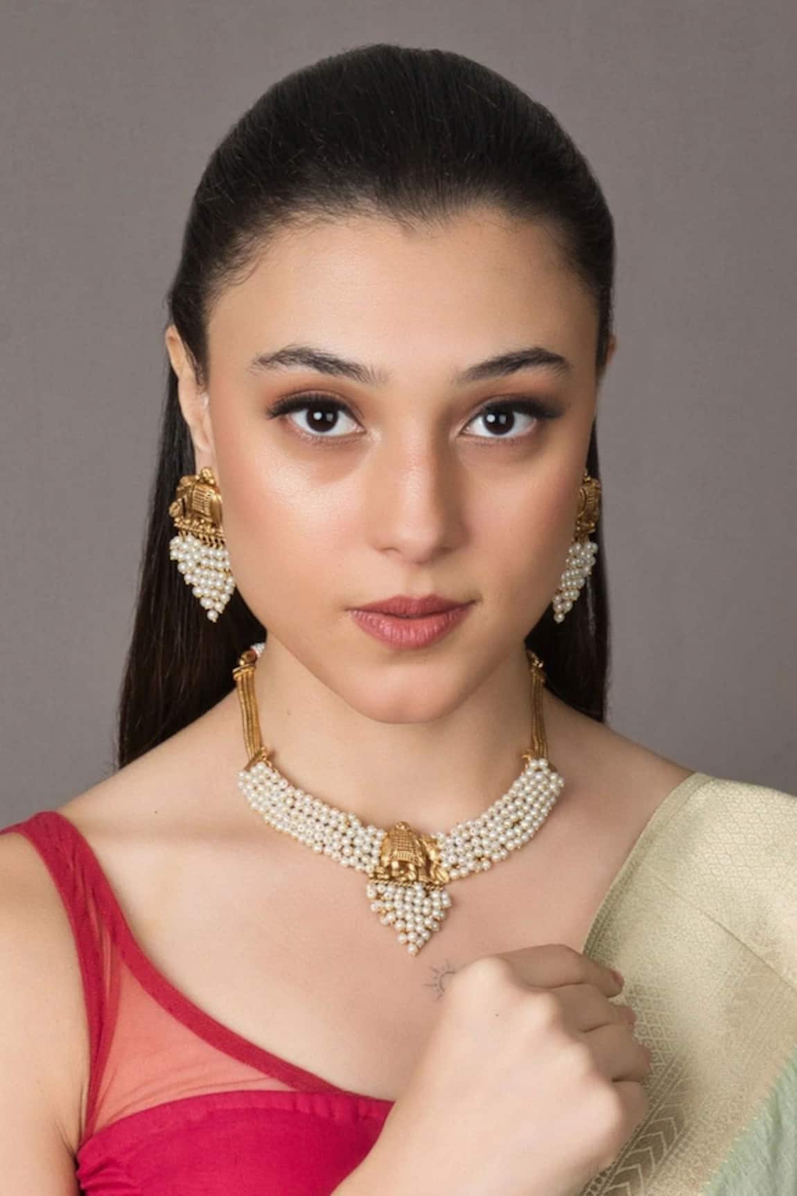 Queens Jewels Royale Elephant Pearl Tassel Necklace Set