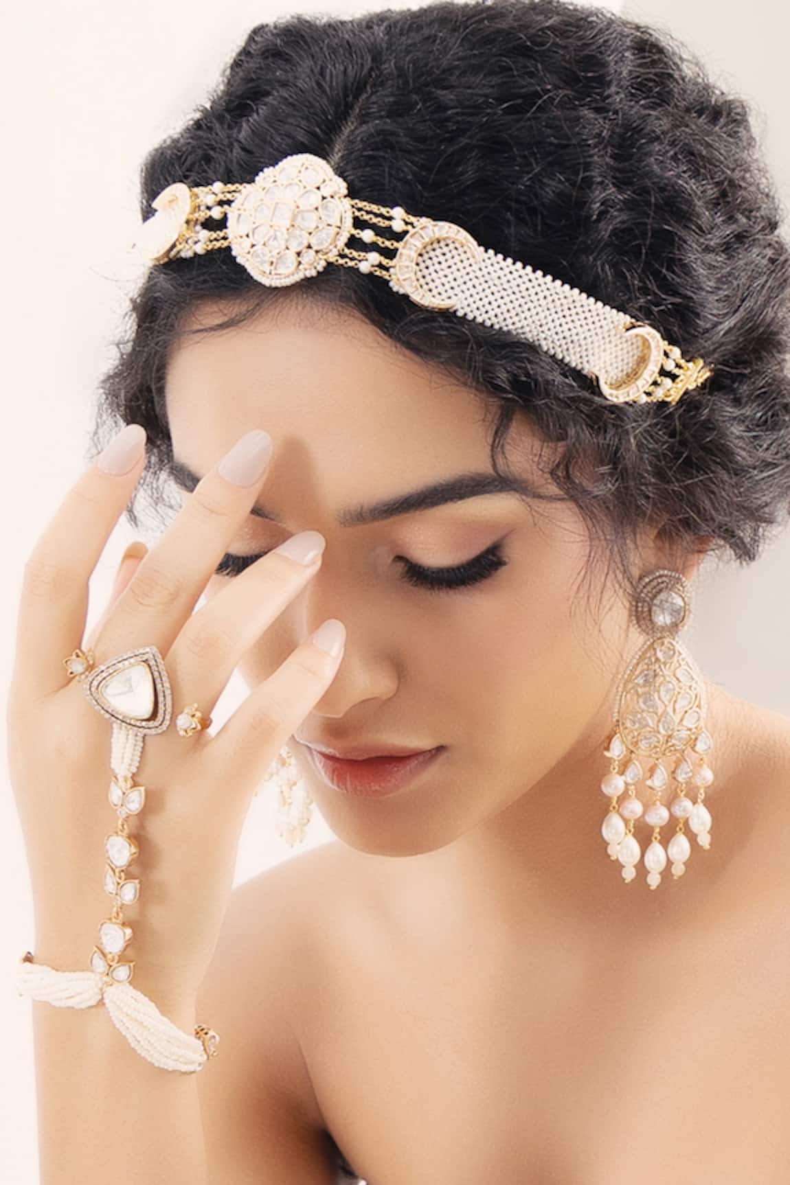 Joules By Radhika Kundan Embellished Floral Maangtikka 