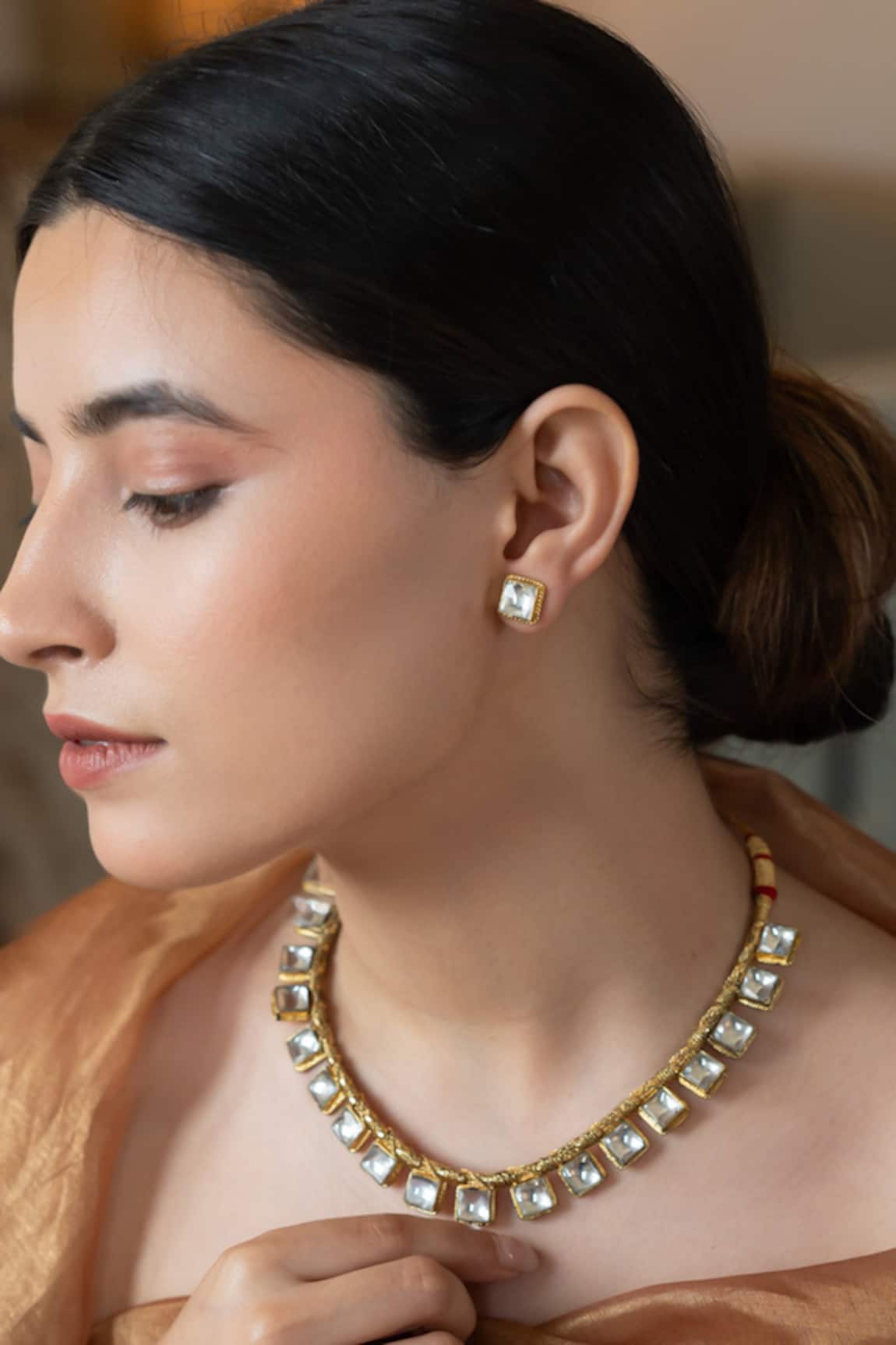 Do Taara Square Kundan Embellished Choker Set 