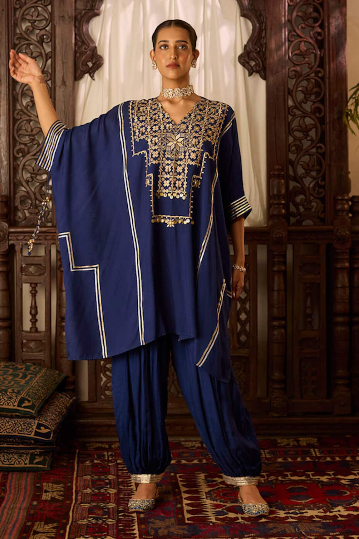Inej Embroidered Neck Kaftan With Salwar
