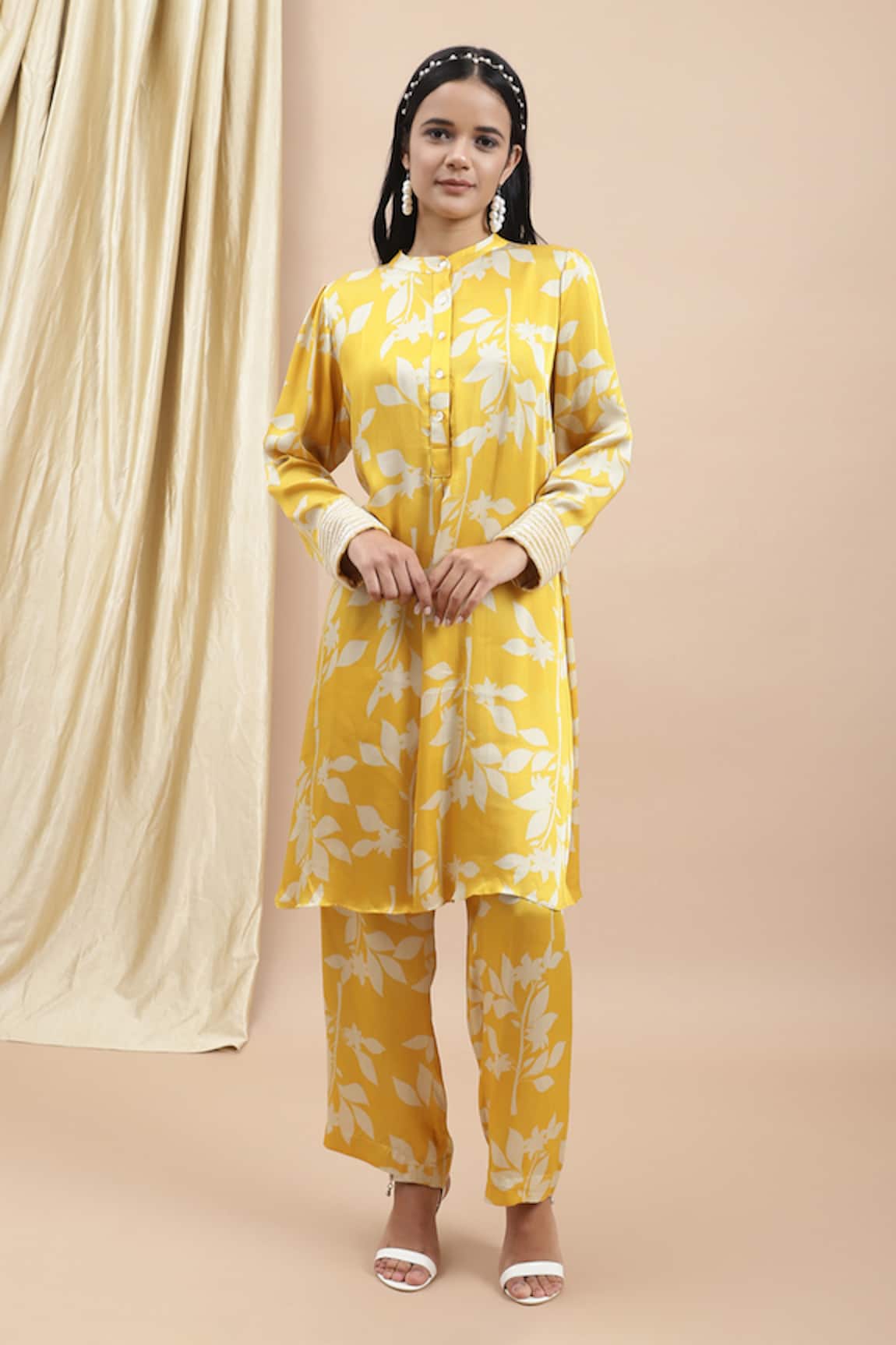 Ewoke Thea Floral Print Kurta With Pant