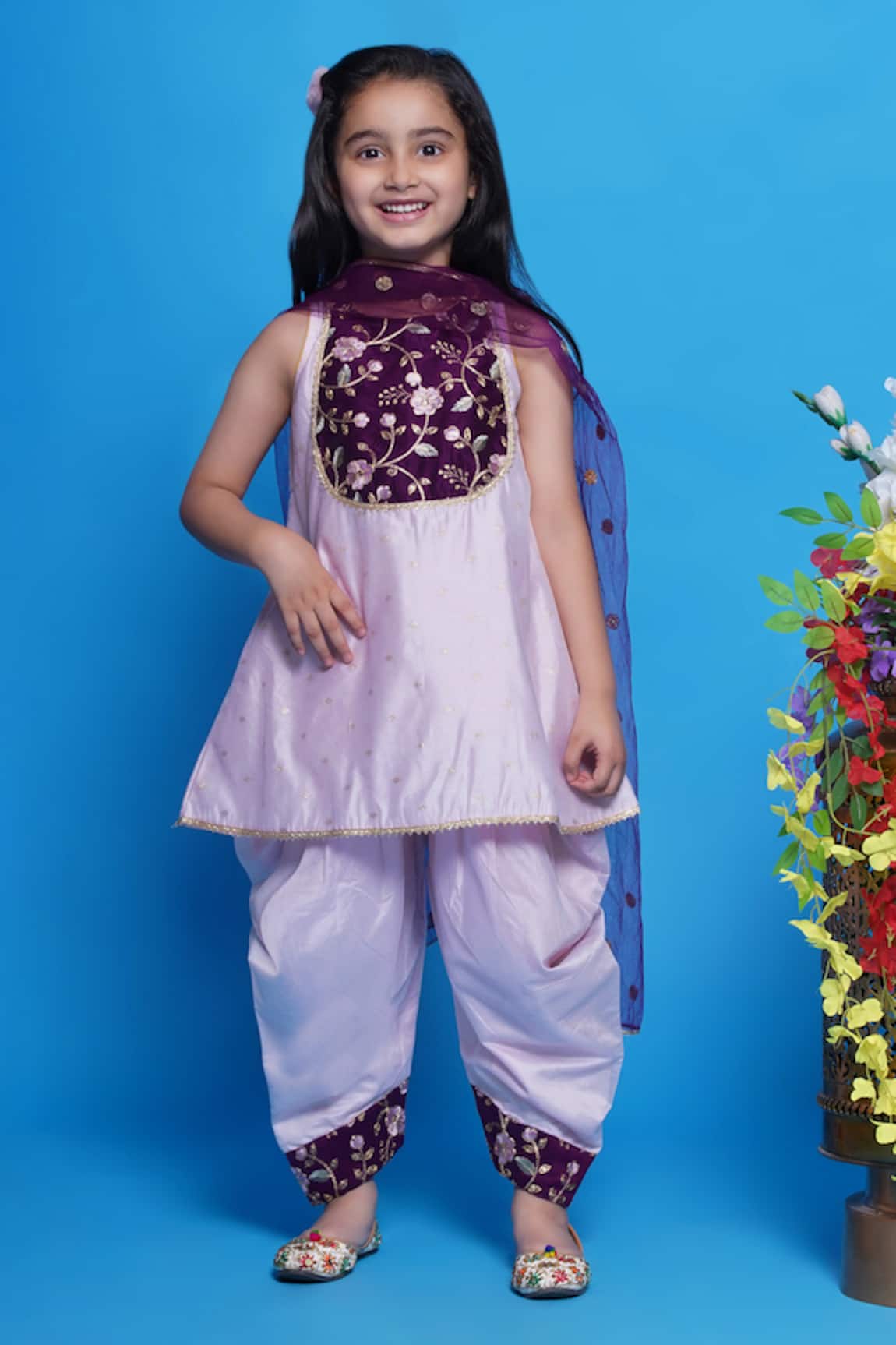 Little Bansi Floral Embroidered Kurta Salwar Set