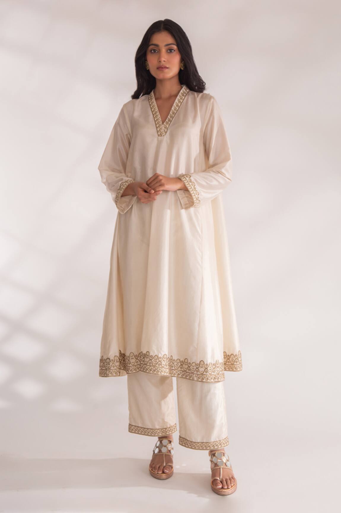 Chhaya Mehrotra Dhriti Zardozi Border Embroidered Kurta & Pant Set