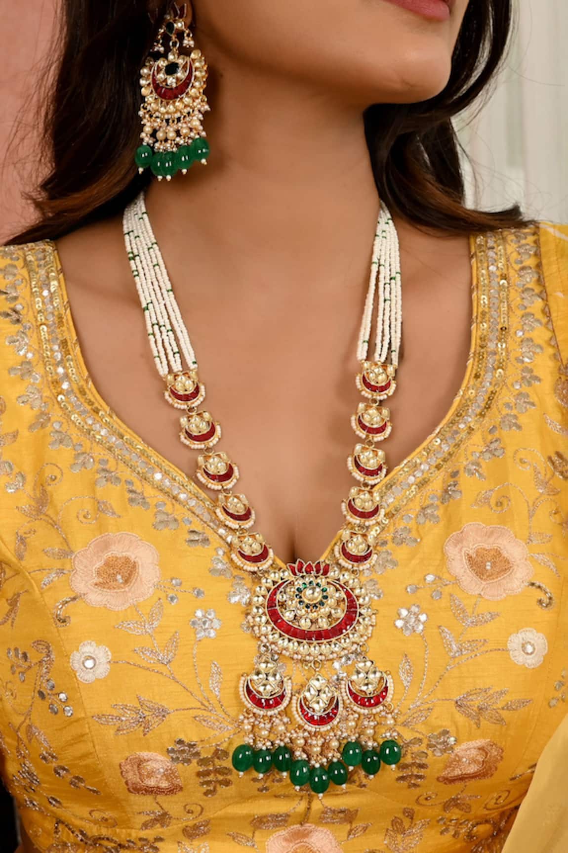 Namasya Lotus Carved Pendant Necklace Set 