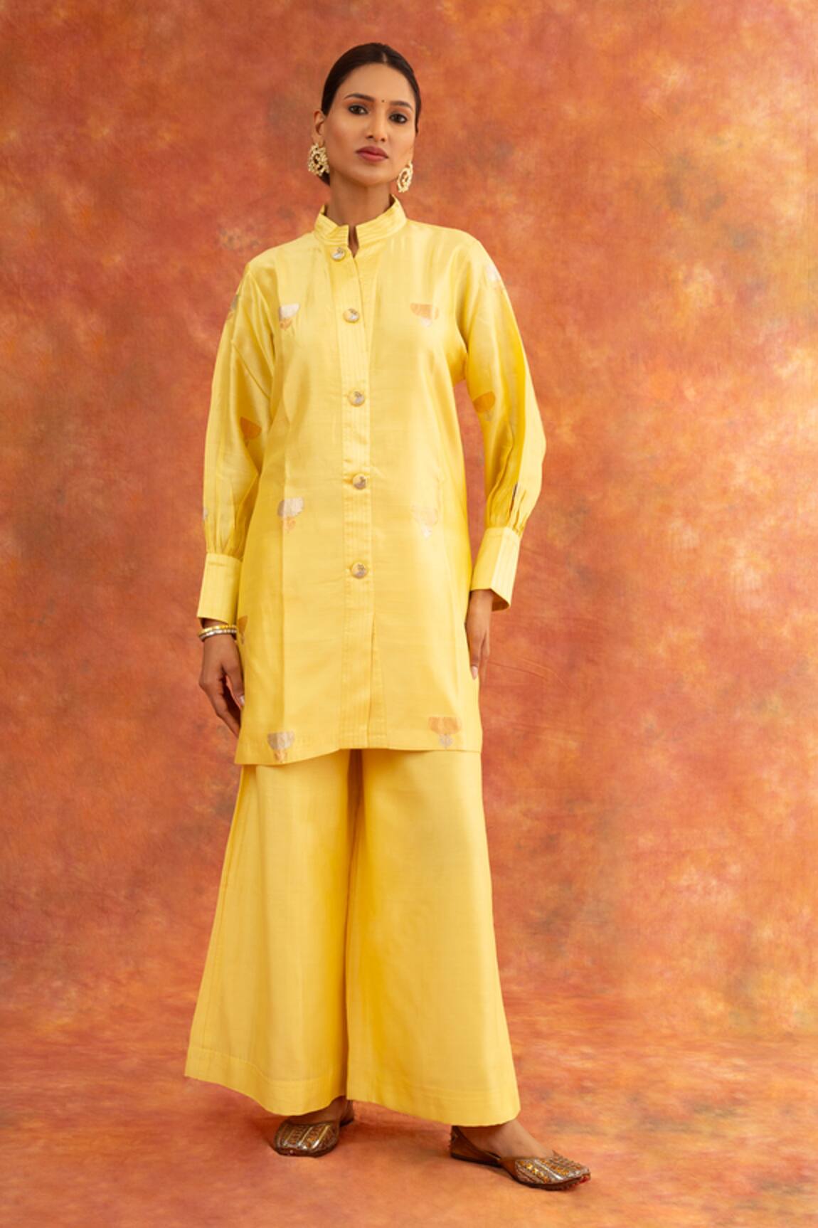 Neitri Surmya Lotus Motif Collared Kurta & Pant Set 