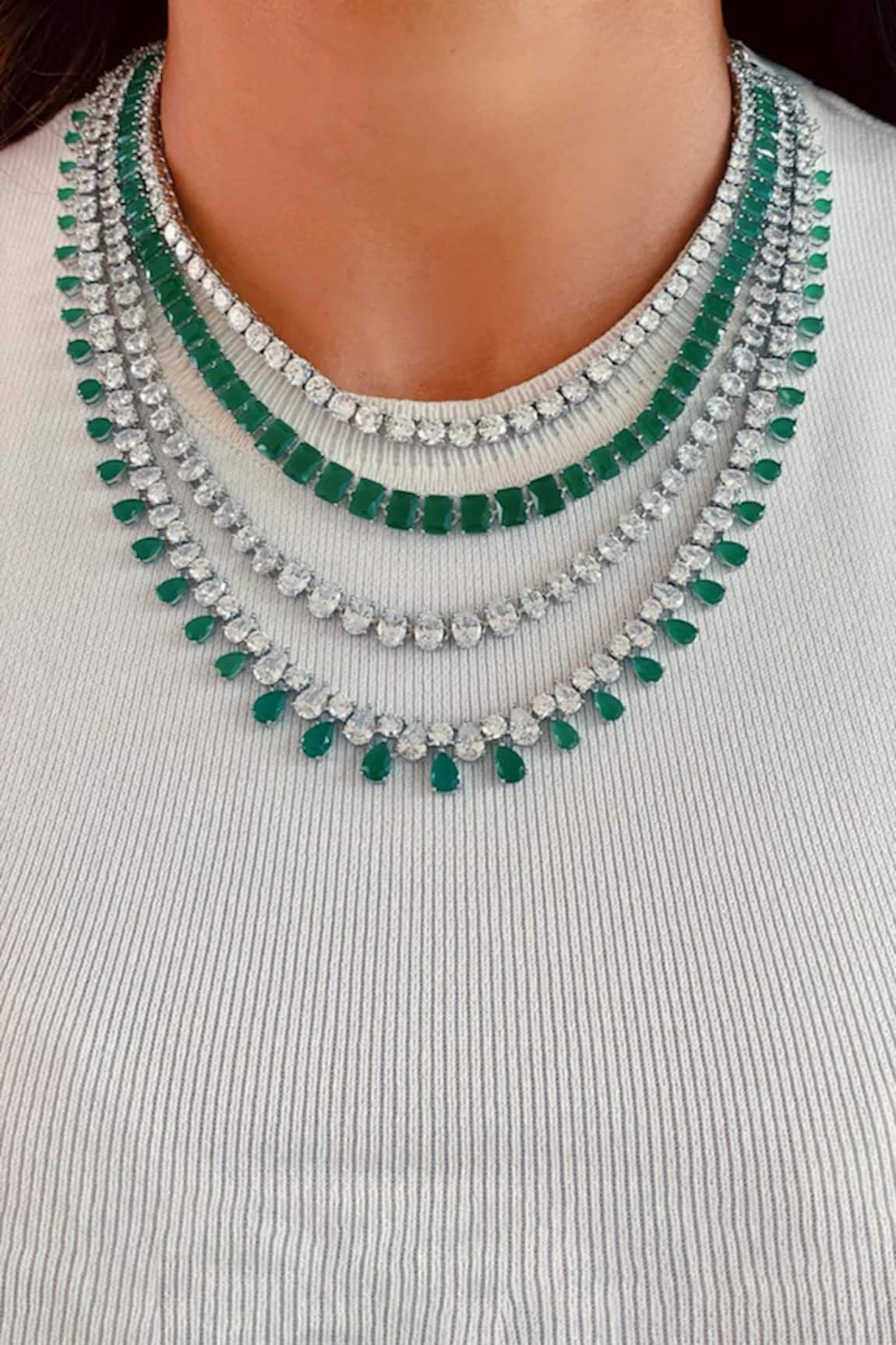 PRERTO Four Layered Diamond Emerald Setting Necklace Set