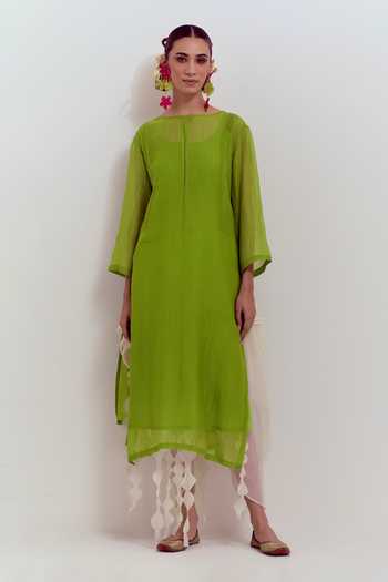 Shikha Malik Side Pintuck Kurta 