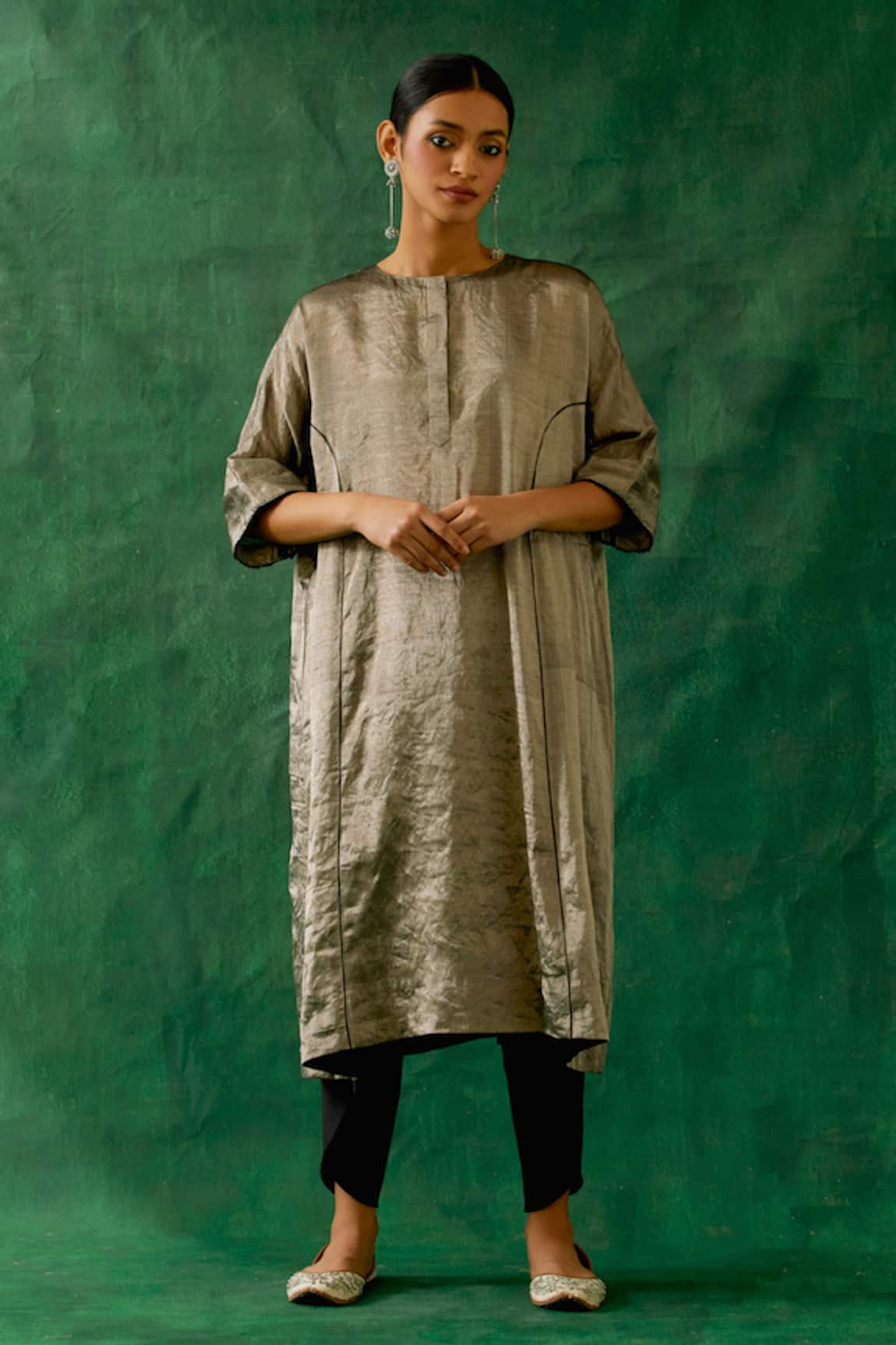 Vinusto Kaftan Kurta & Dhoti Salwar Set