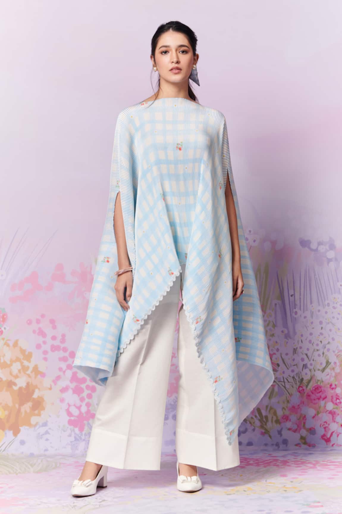 Moh India Capri Roses Gingham Print Cape 