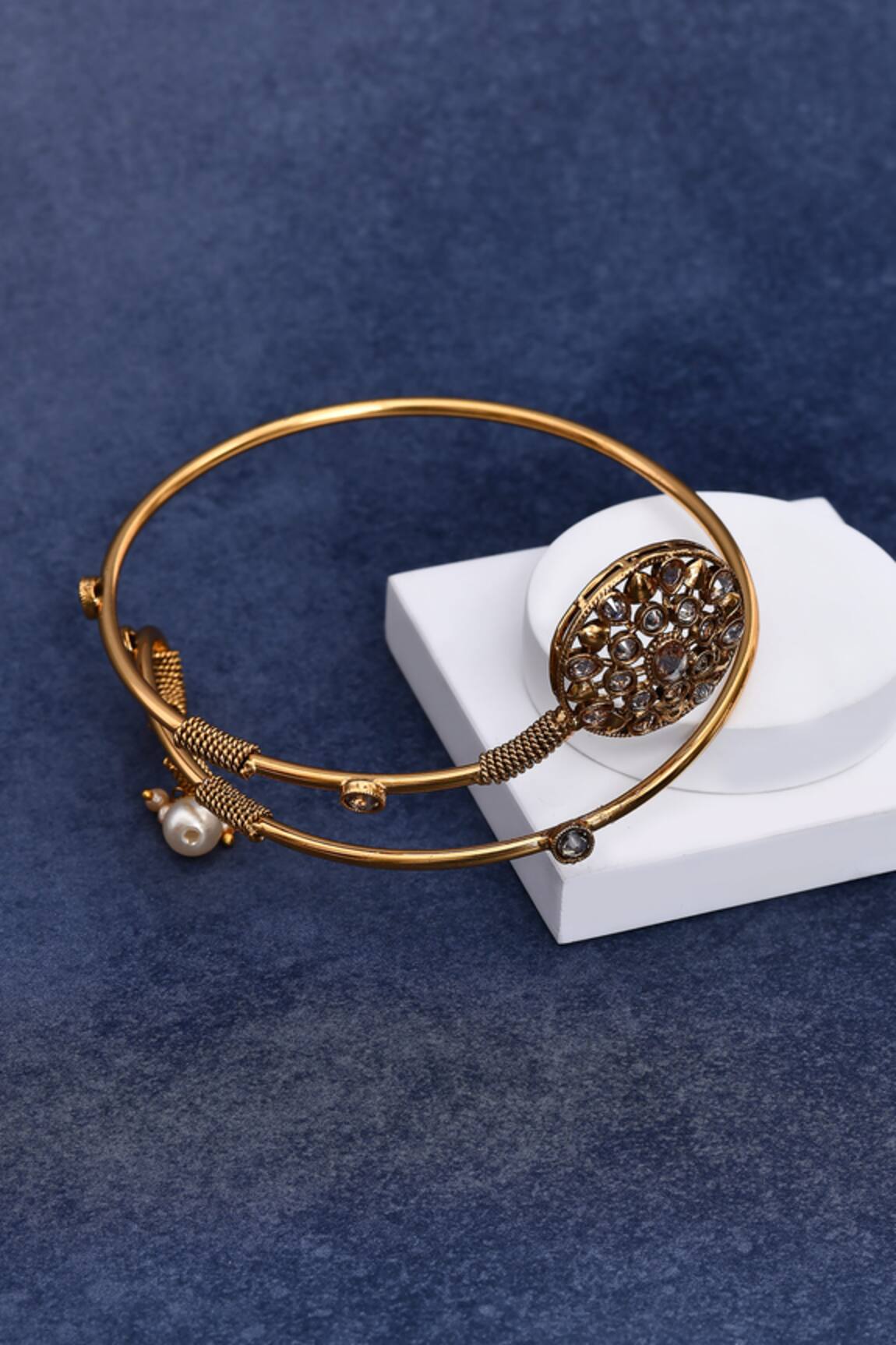 Nazaakat By Samara Singh Gul Bloom Carved Twisted Armlet 