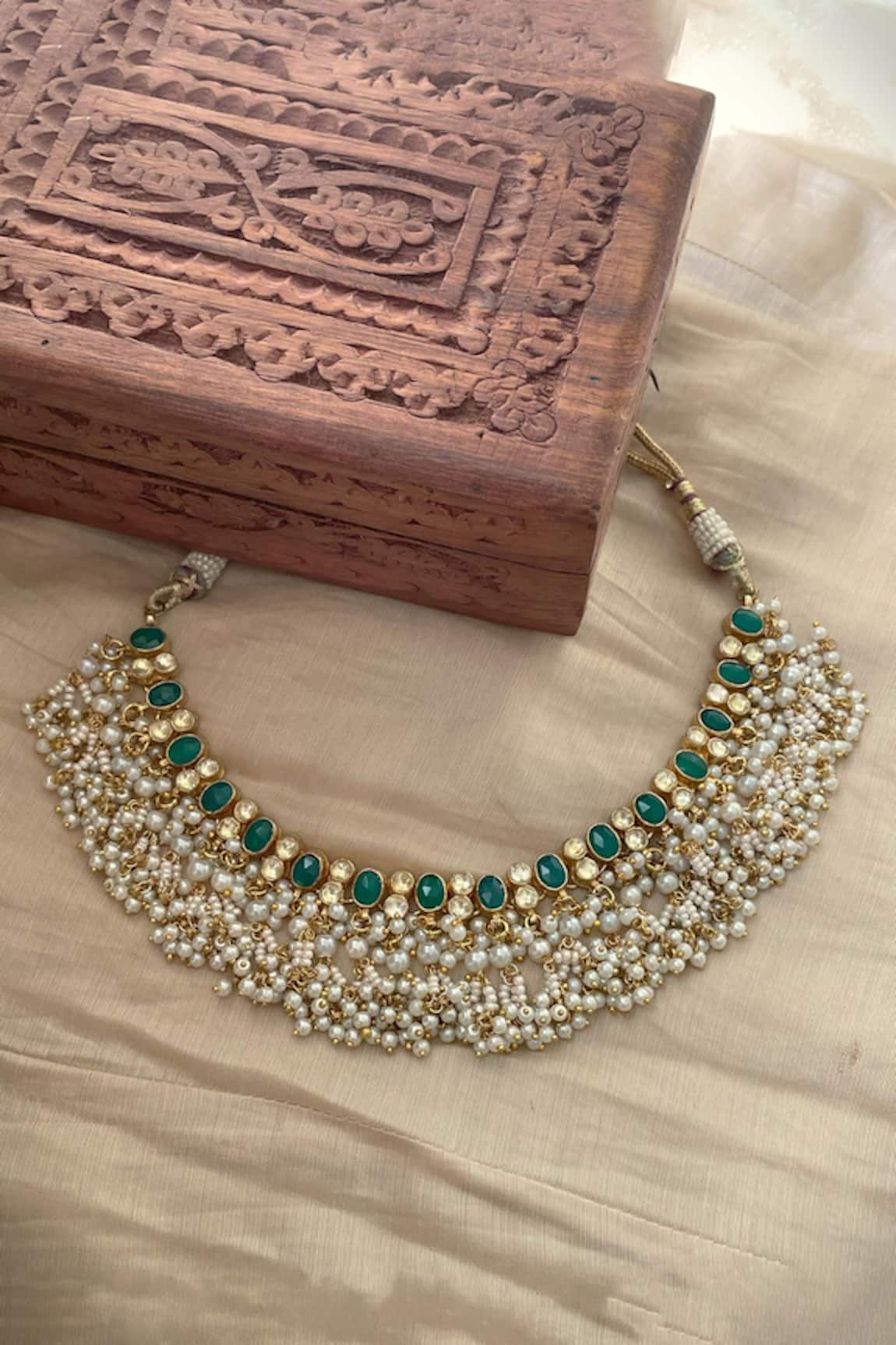 Saga Jewels Emerald Pearl Necklace 