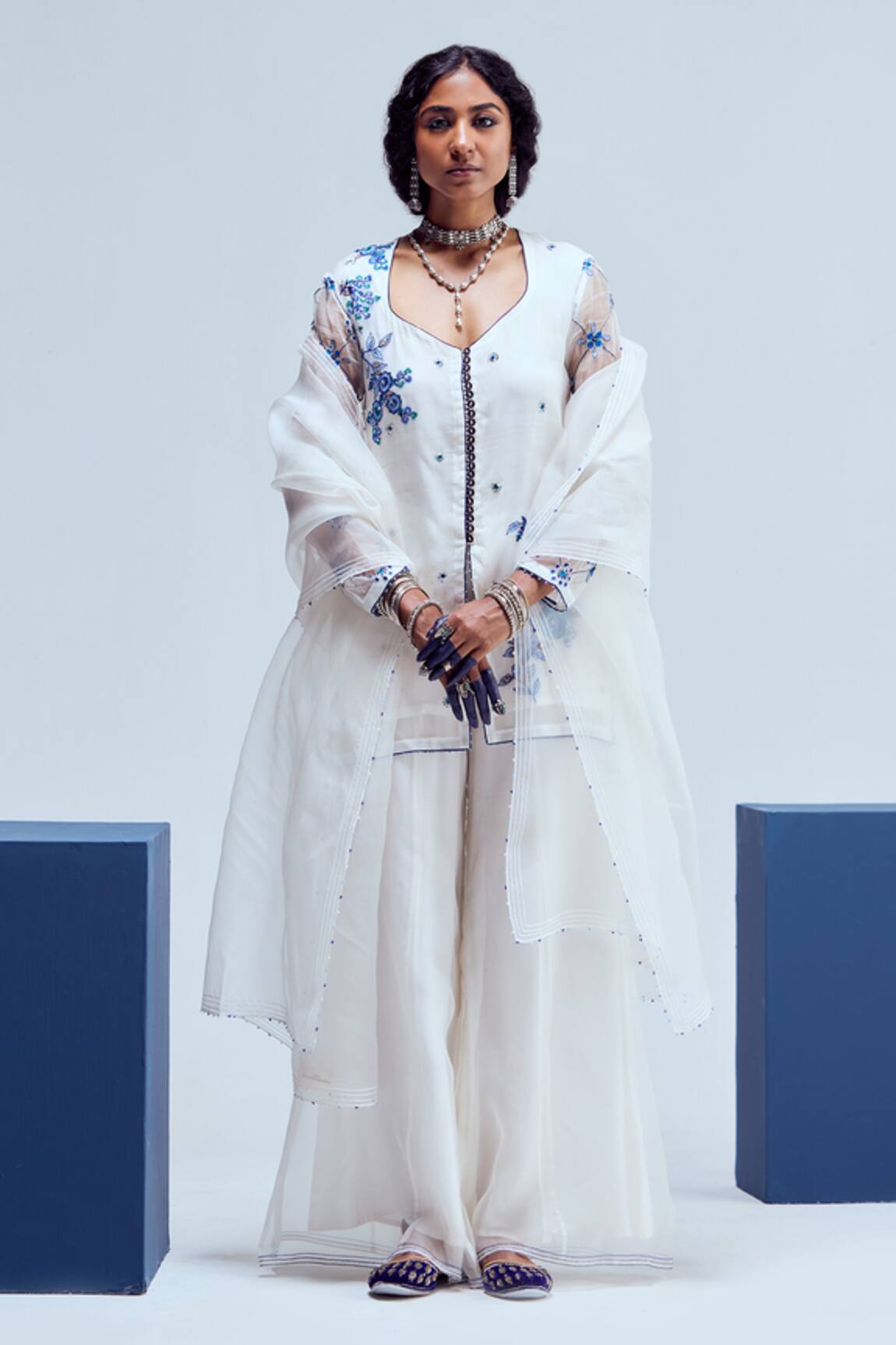 Karishma Khanduja Bareilly Embroidered Short Kurta Pant Set 