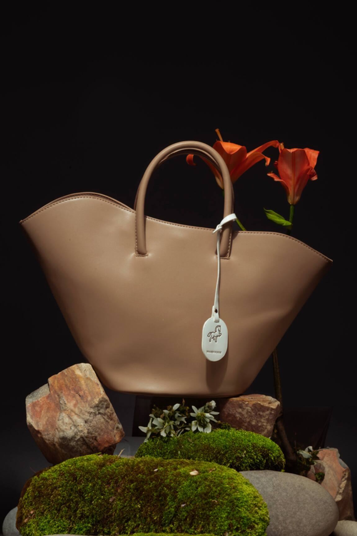 Wagon Horse On The Go Tote Bag 