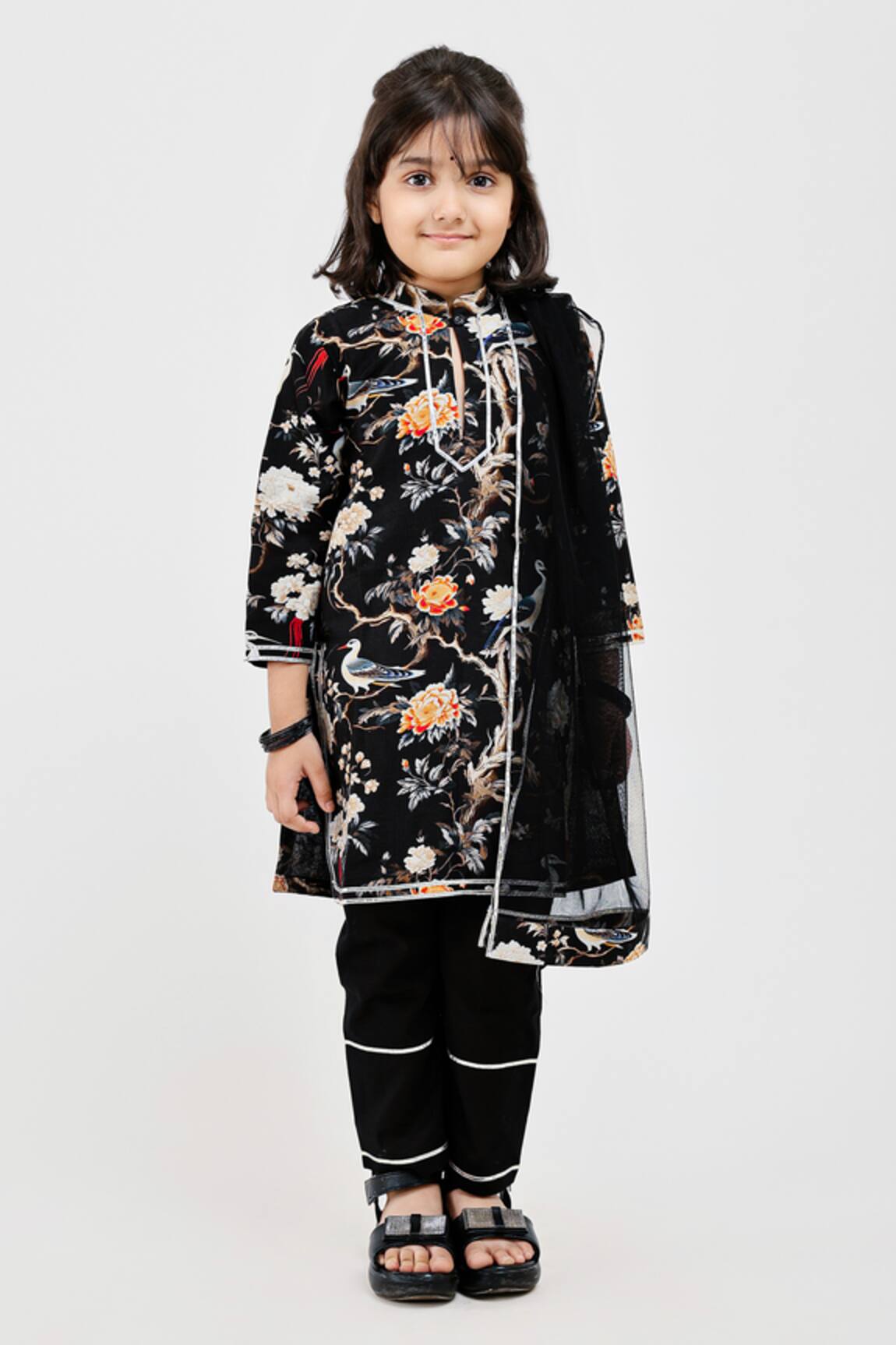 Mamma Plz Flora & Fauna Print Kurta Pyjama Set 