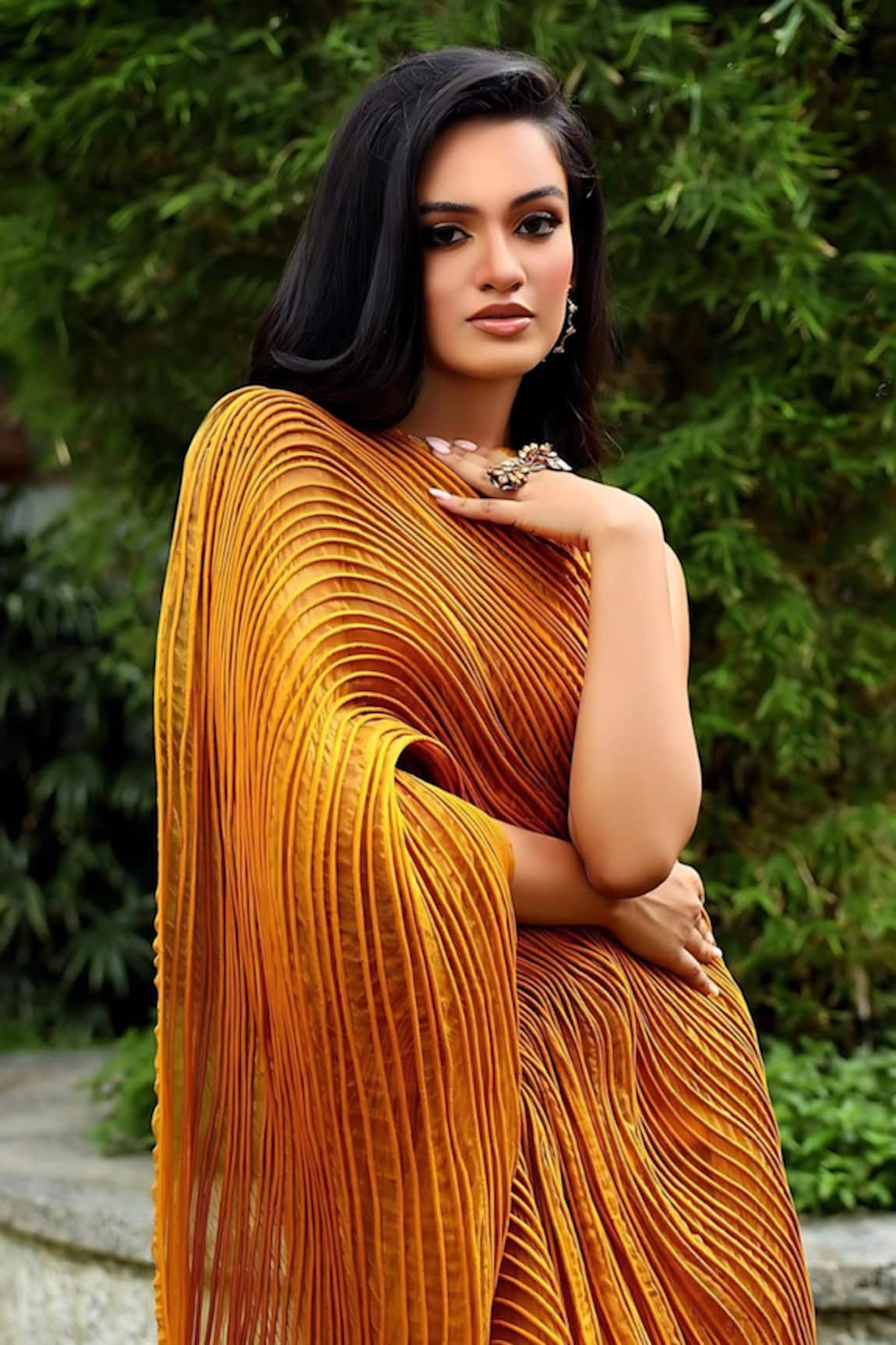 Ornamaas Colors Of Silence Carved Ring