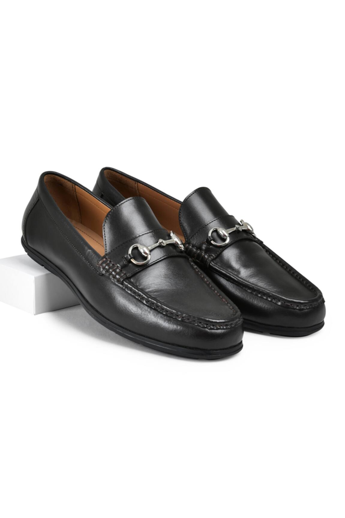 Wednesday Lifestyle Steve Embellished Leather Moccasin 