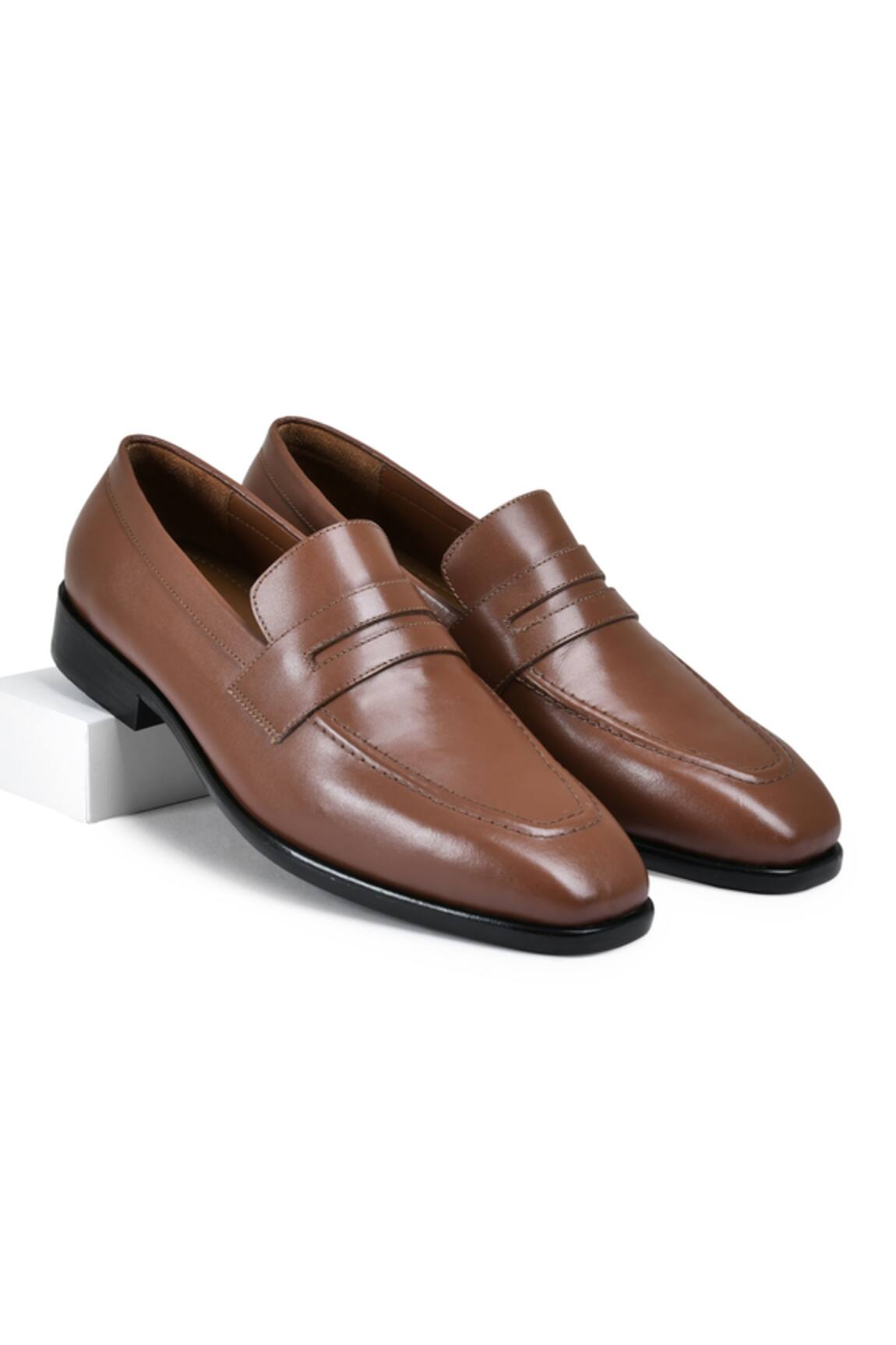 Wednesday Lifestyle Arnold Leather Cutout Strap Penny Loafers 