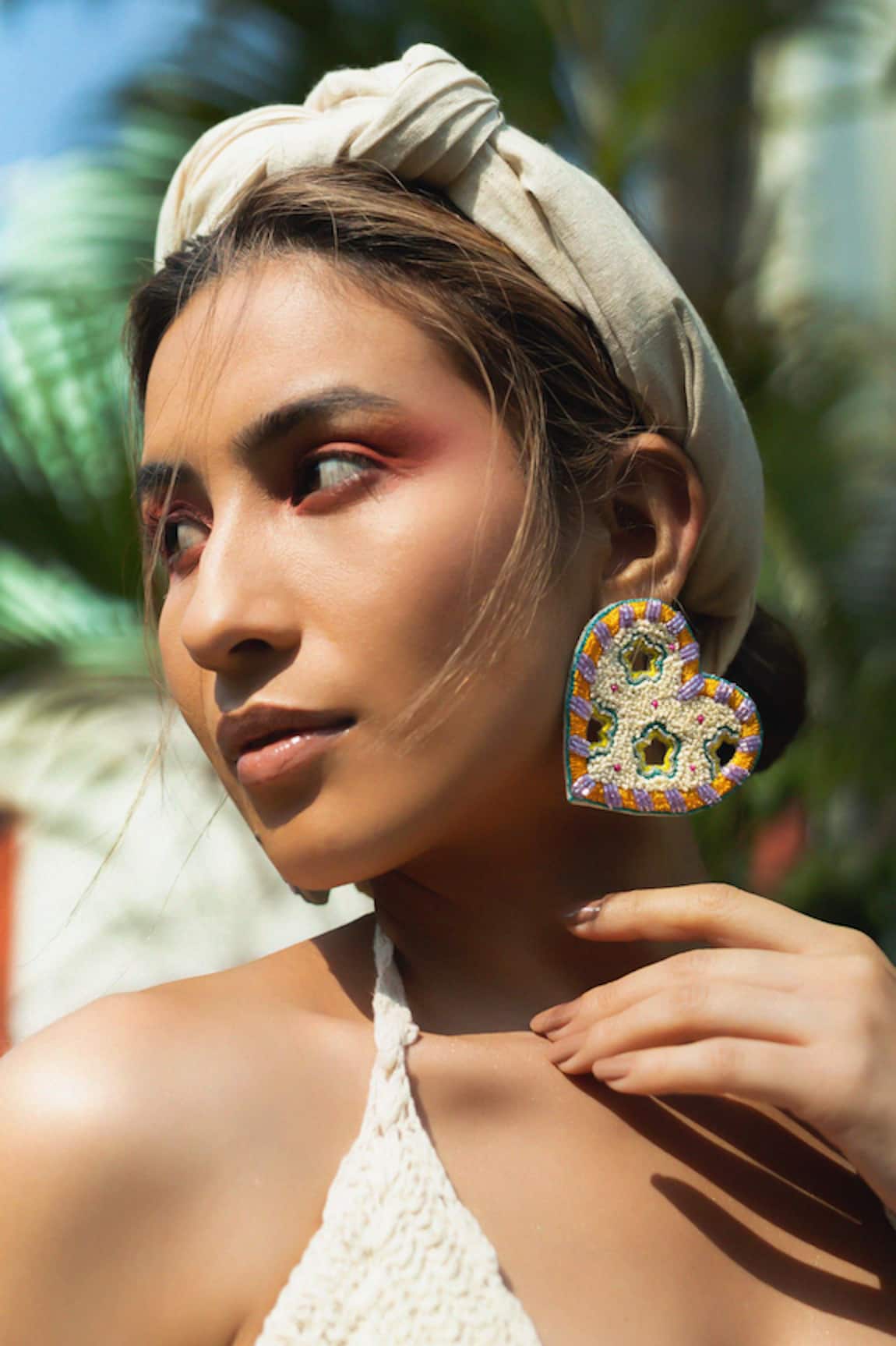 Krutiarts Vai Thread Embroidered Studs 