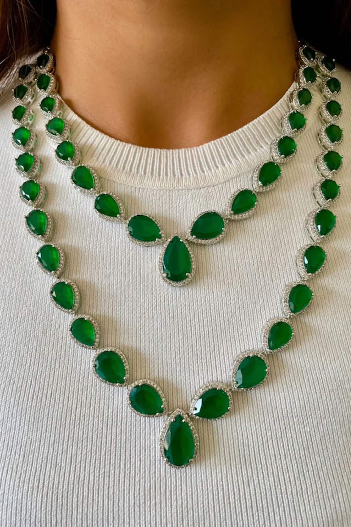 Prerto Layered Emerald Tear Drop Necklace Set 